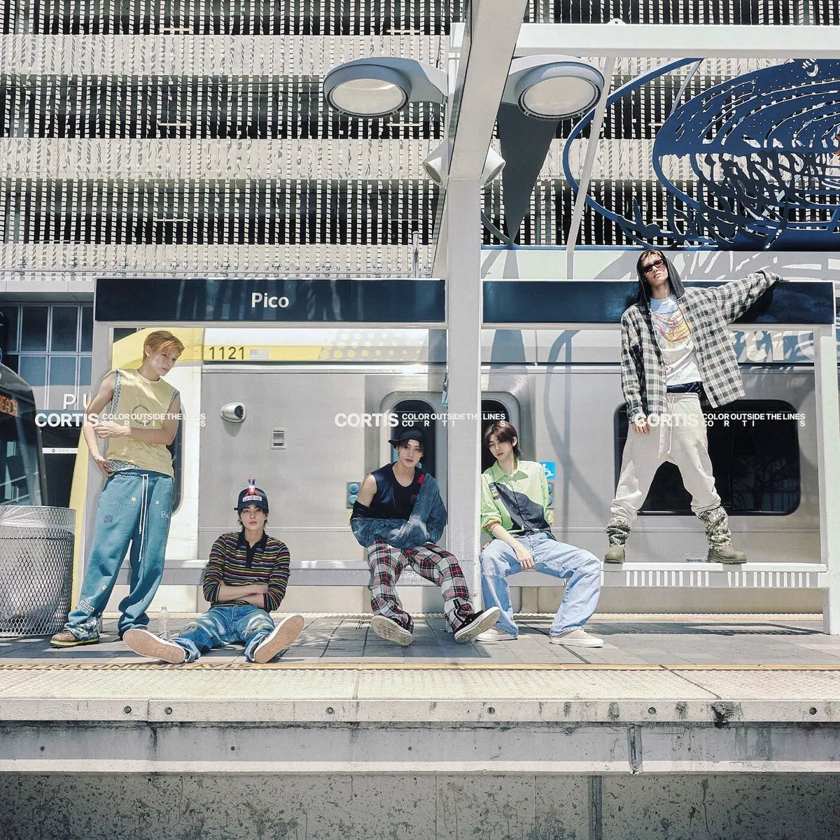 その他 CORTIS COLOR OUTSIDE THE LINES LP Cortis - Color Outside The Lines [Sand Colored Vinyl]