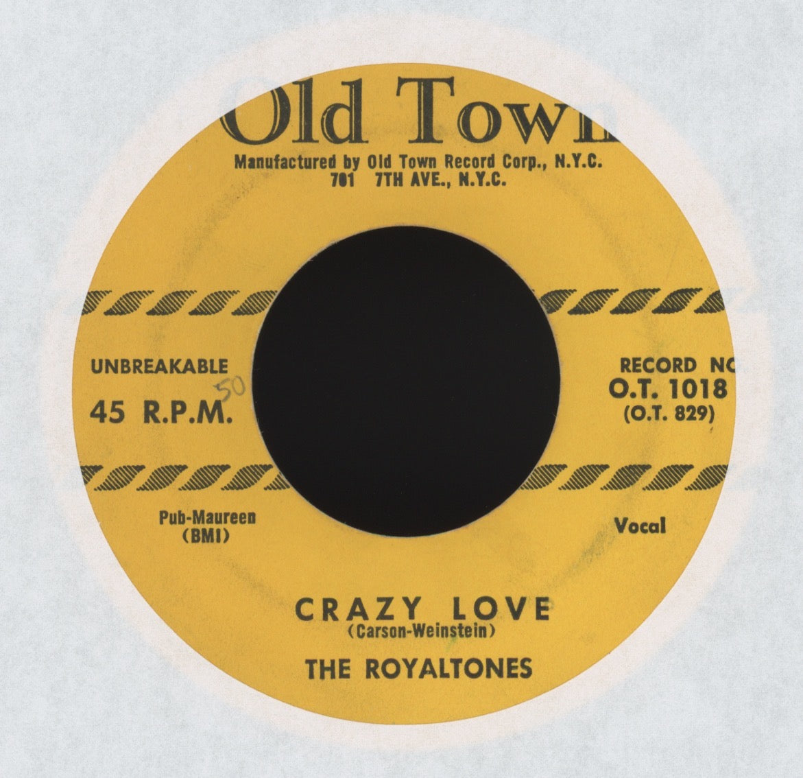 The Royaltones - Never Let Me Go on Old Town R&B Doo Wop 45