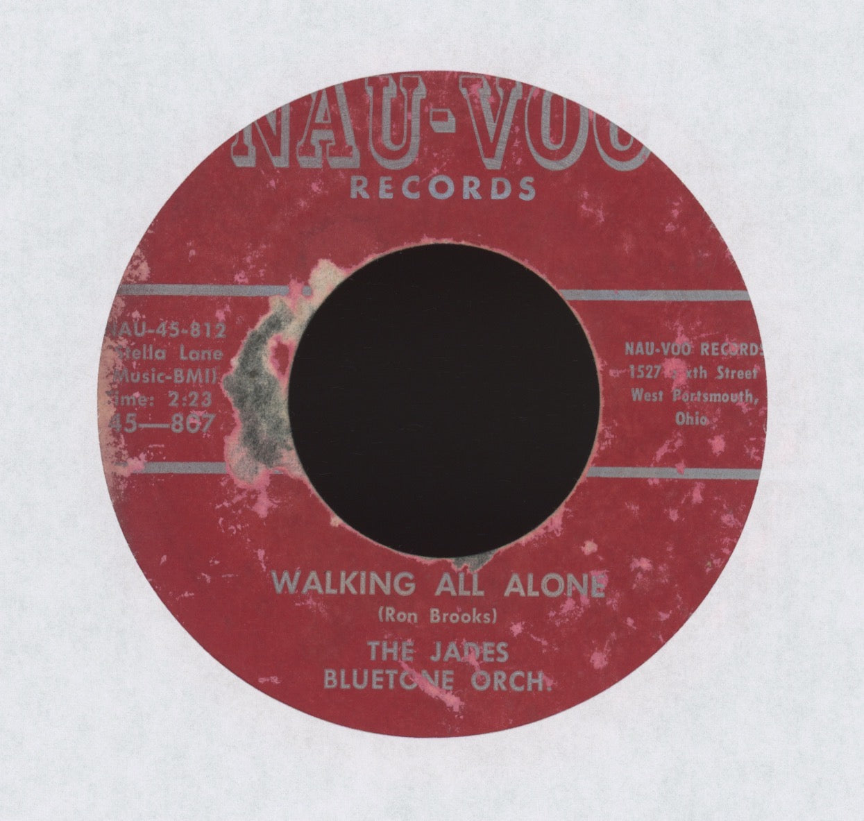 The Jades - Walking All Alone on Nau-Voo R&B Doo Wop 45