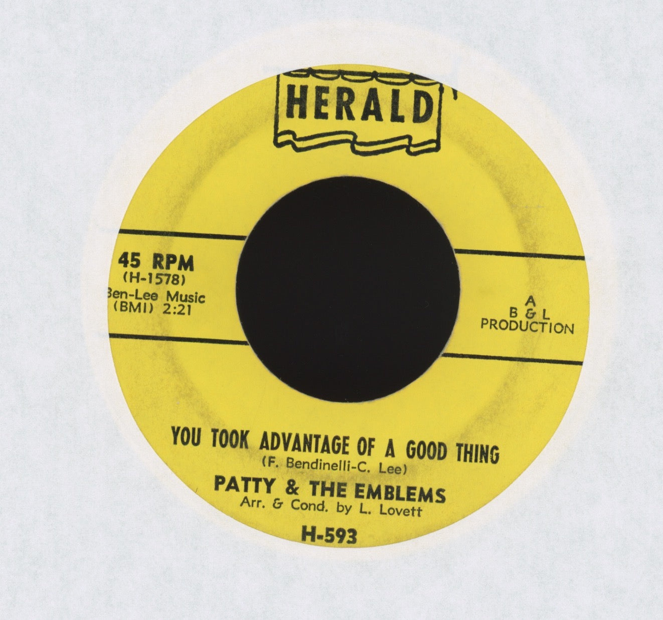 Patty & The Emblems - (The Sound Of Music) Makes Me Want To Dance on Herald Northern Soul 45