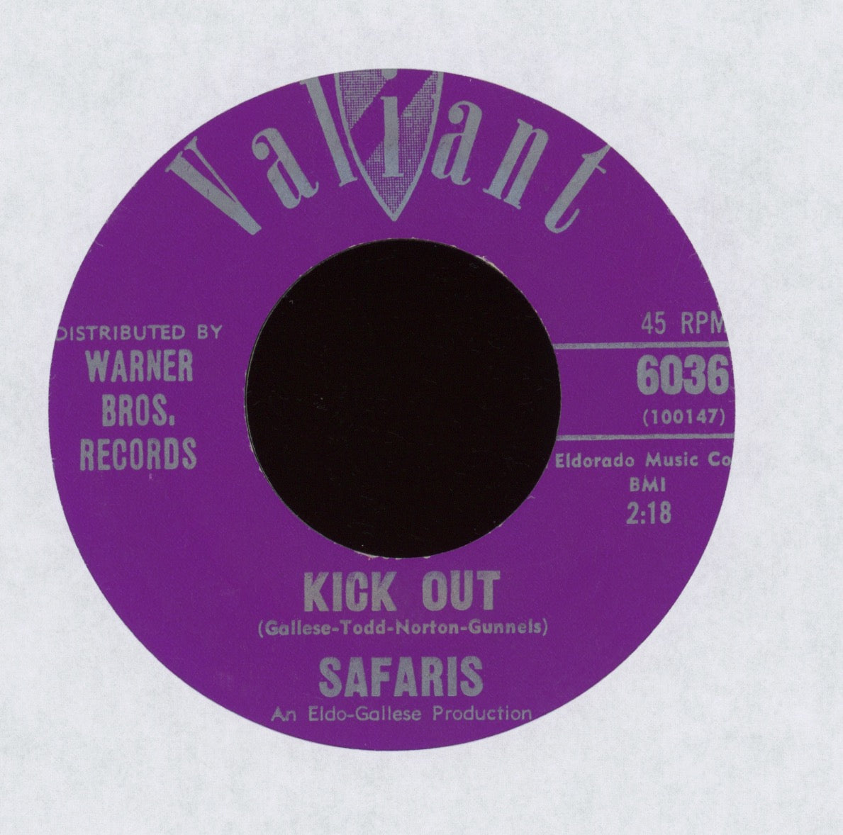 The Safaris - Kick Out on Valiant Surf 45