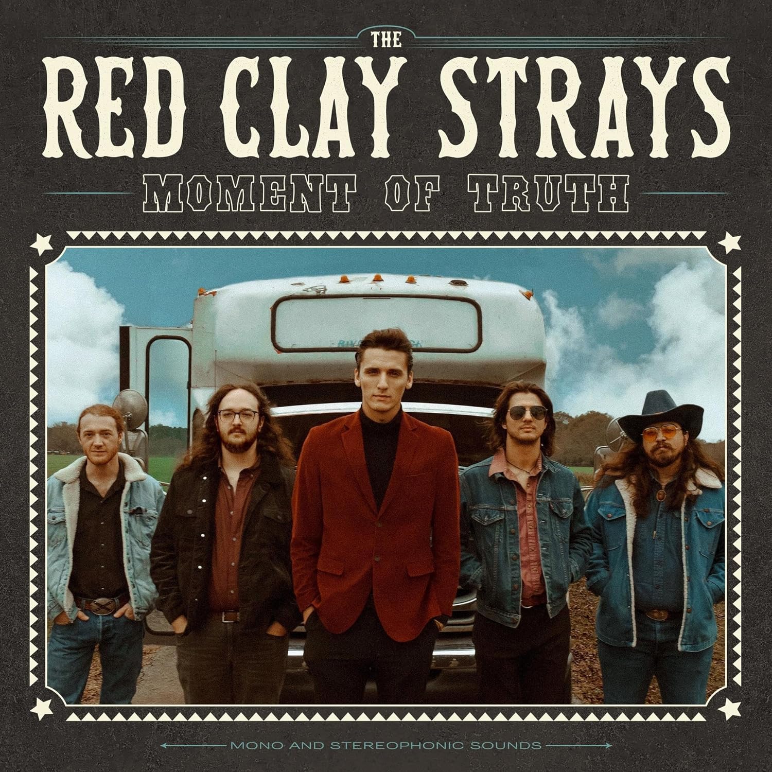 Red Clay Strays - Moment Of Truth