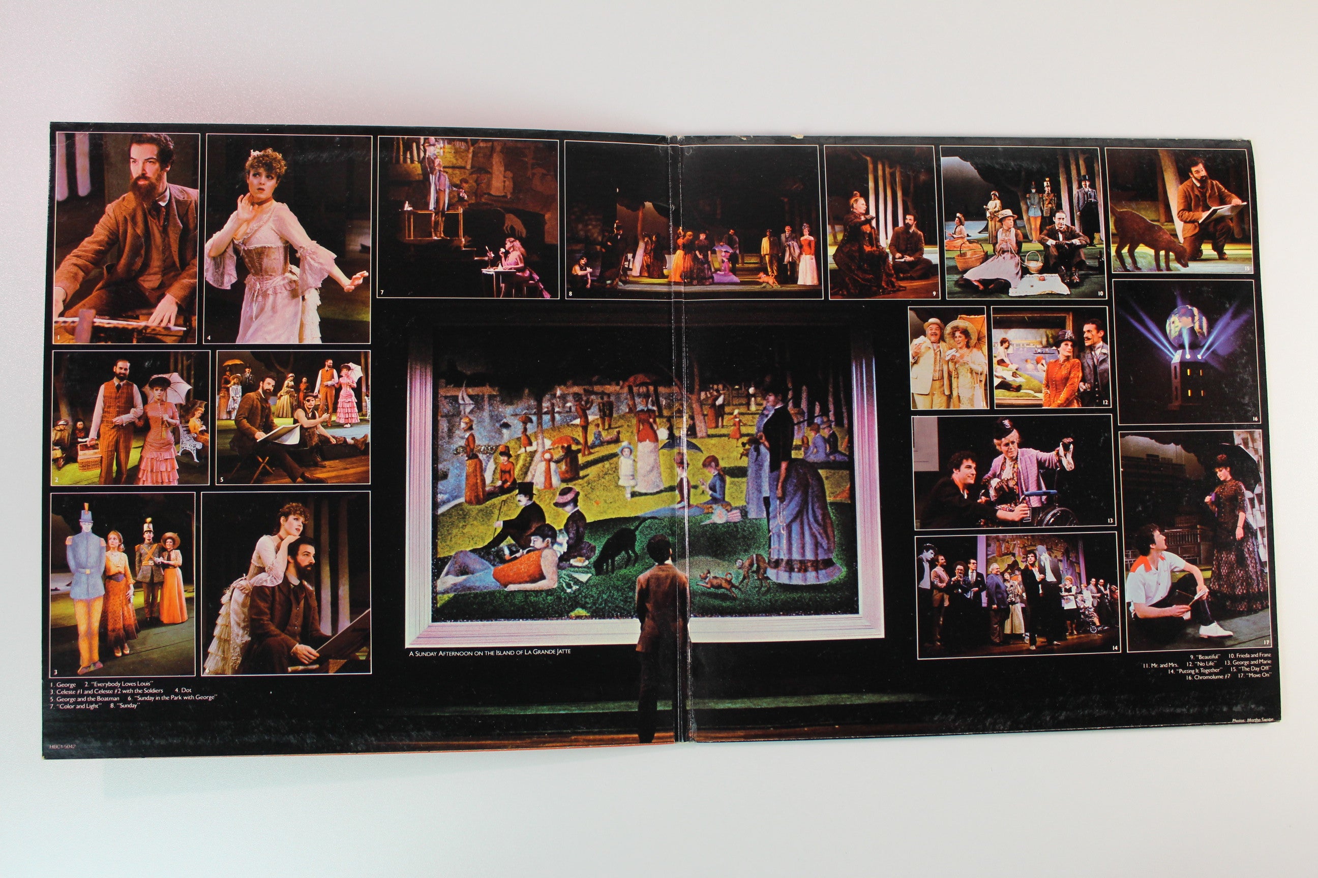 Stephen Sondheim - Sunday In The Park With George (A Musical) on Red Seal Digital