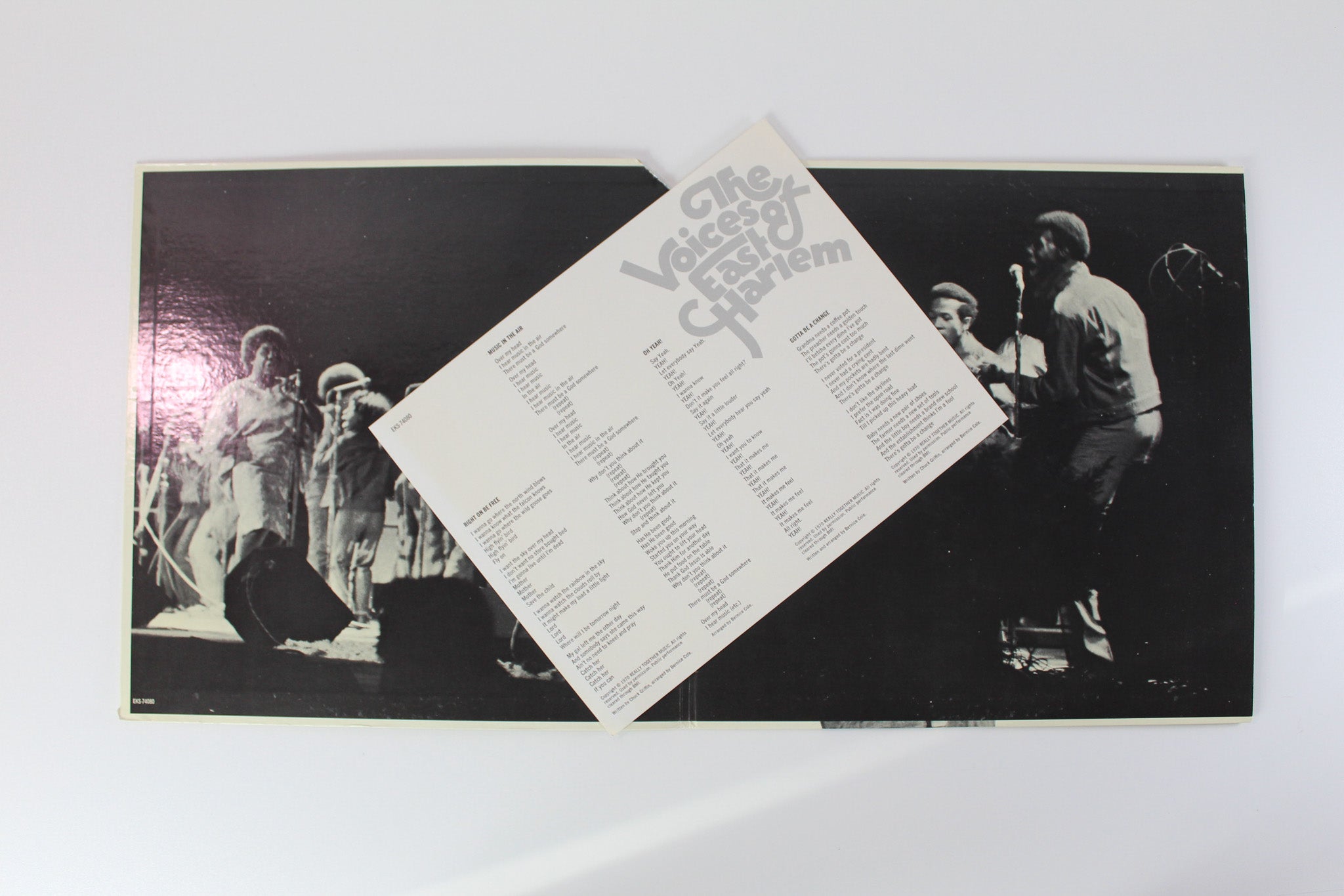 The Voices Of East Harlem - Right On Be Free on Elektra