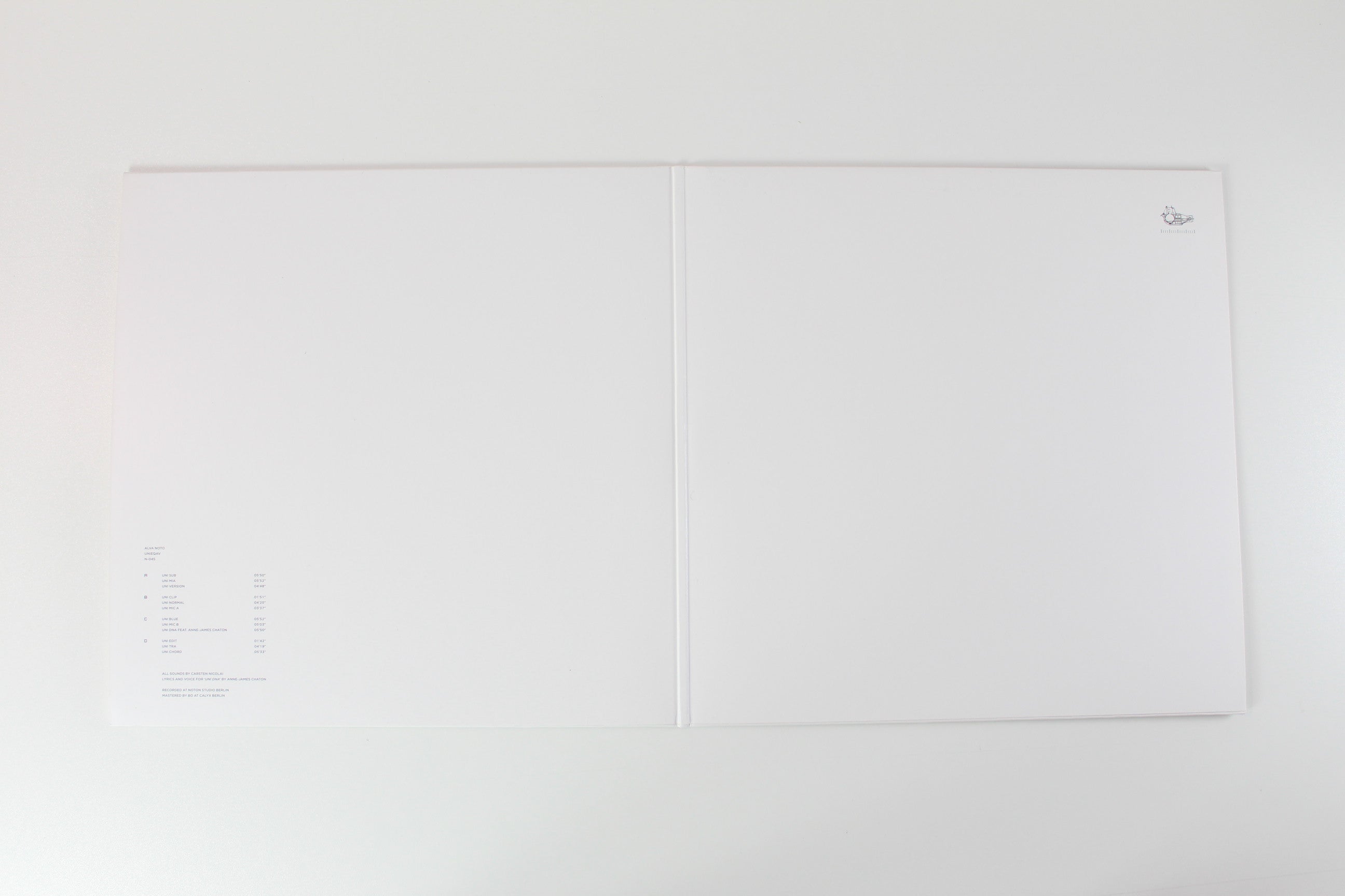 Alva Noto - Unieqav on Noton
