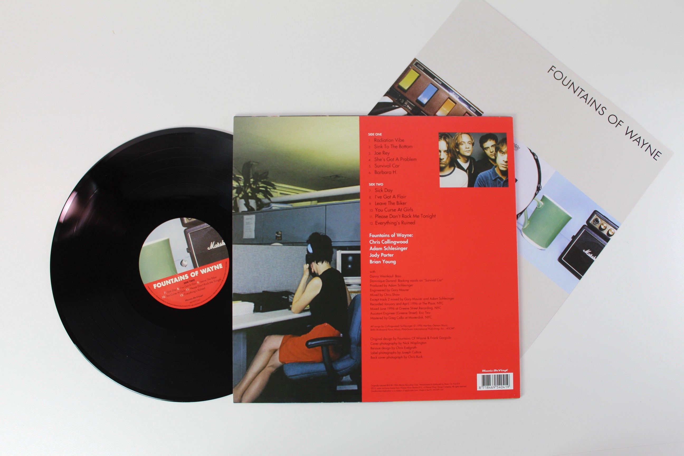 Fountains Of Wayne - Fountains Of Wayne on Music On Vinyl Reissue