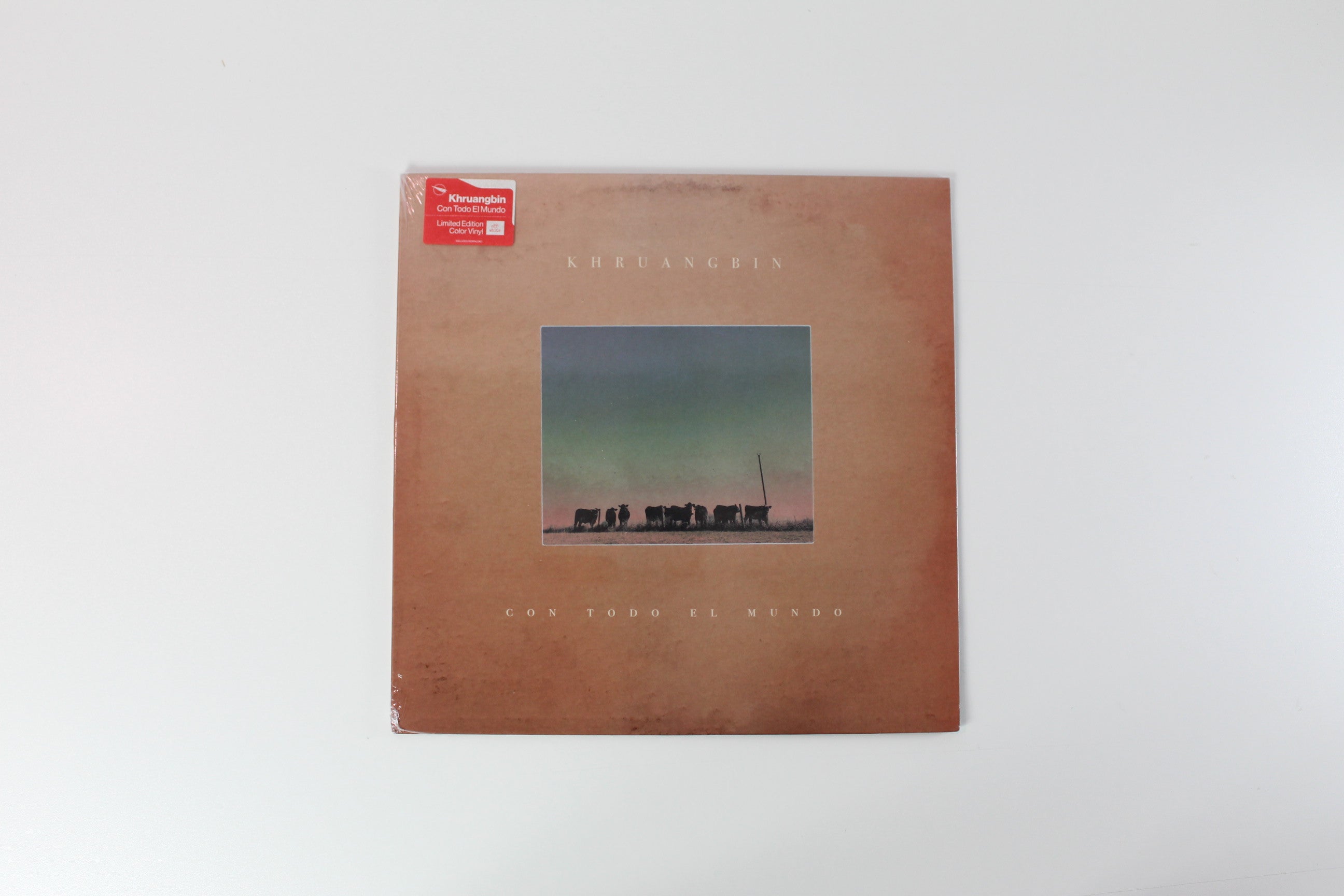 Khruangbin - Con Todo El Mundo on Dead Oceans Ltd. Off-White Vinyl Sealed