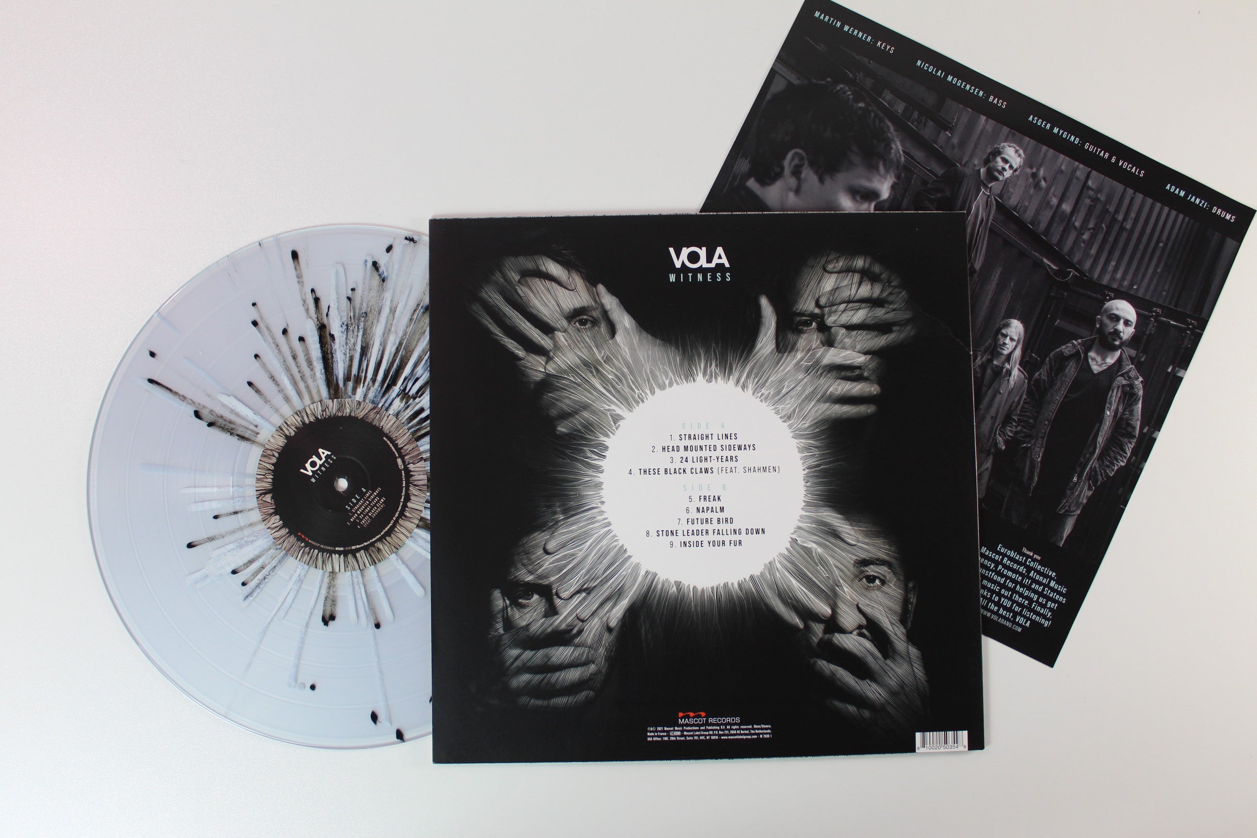 VOLA - Witness on Mascot Ltd Black/White Marble