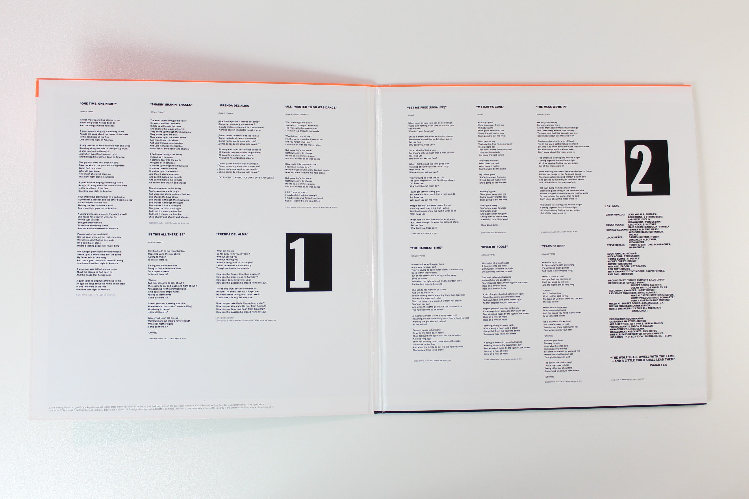 Los Lobos - By The Light Of The Moon on Mobile Fidelity Sound Lab Ltd Numbered 180 Gram Reissue