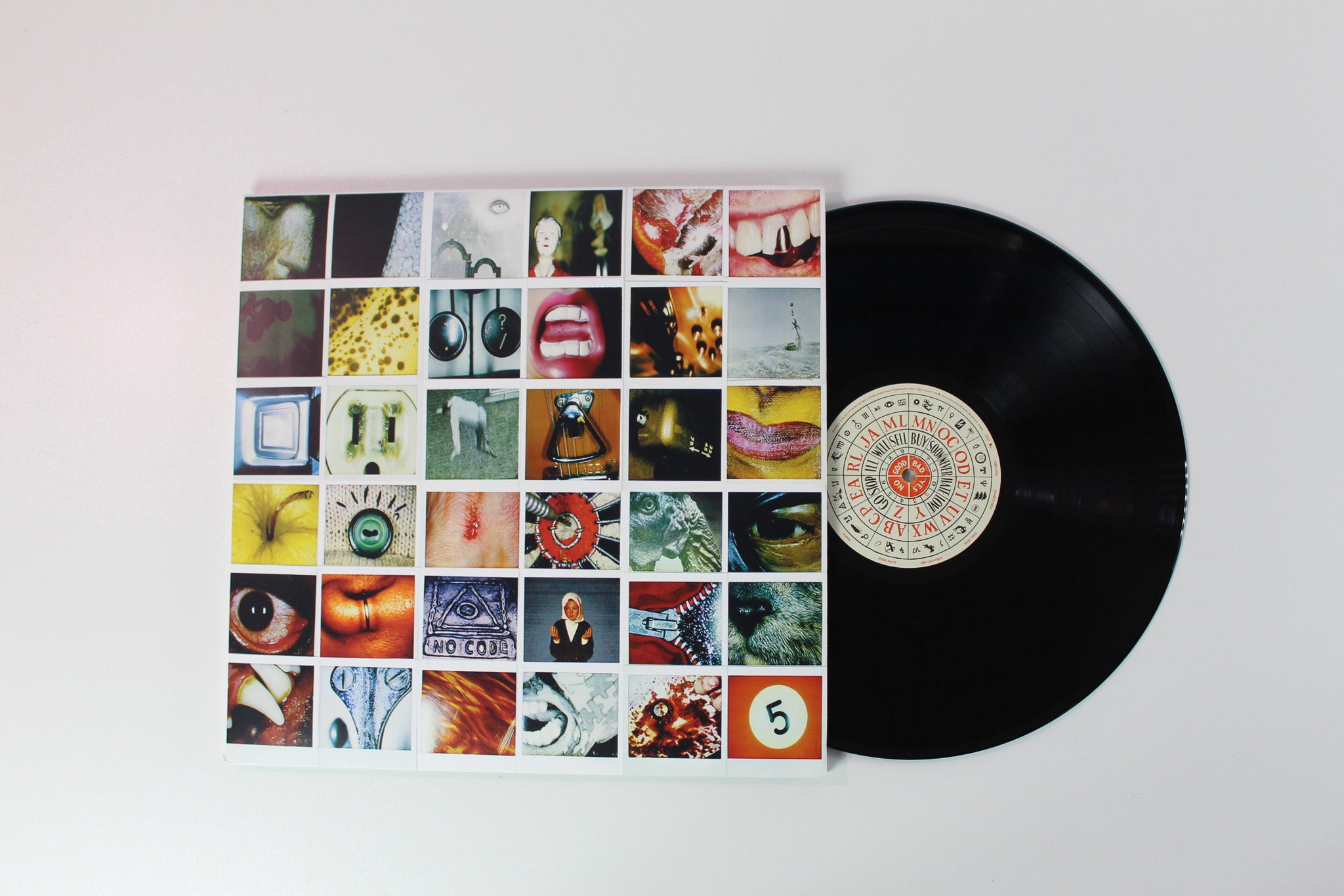 Pearl Jam - No Code on Legacy Epic Reissue With E Set of Polaroids