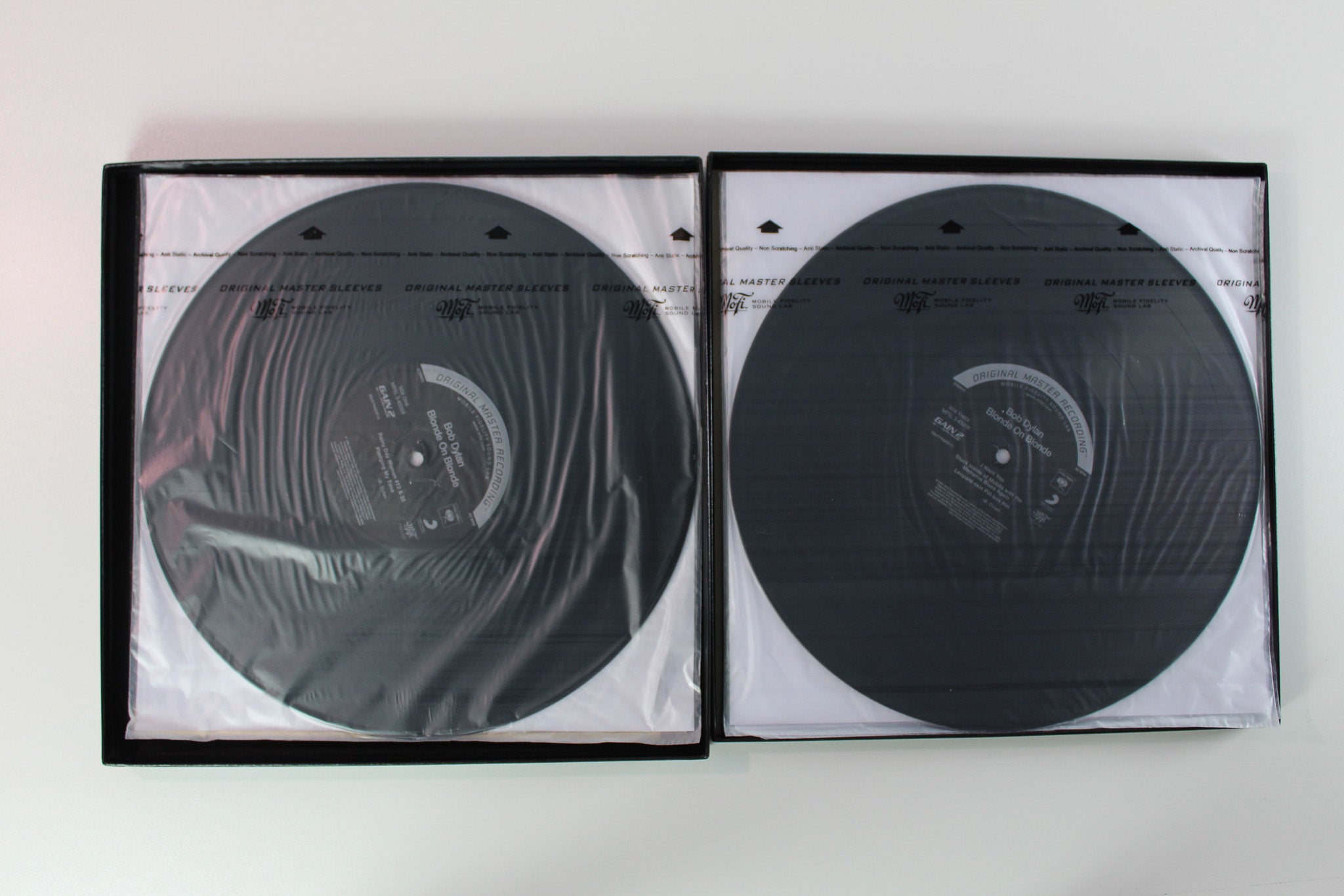 Bob Dylan - Blonde On Blonde on Mobile Fidelity Sound Lab Ltd Numbered 3 X 12" 45 RPM Box Set