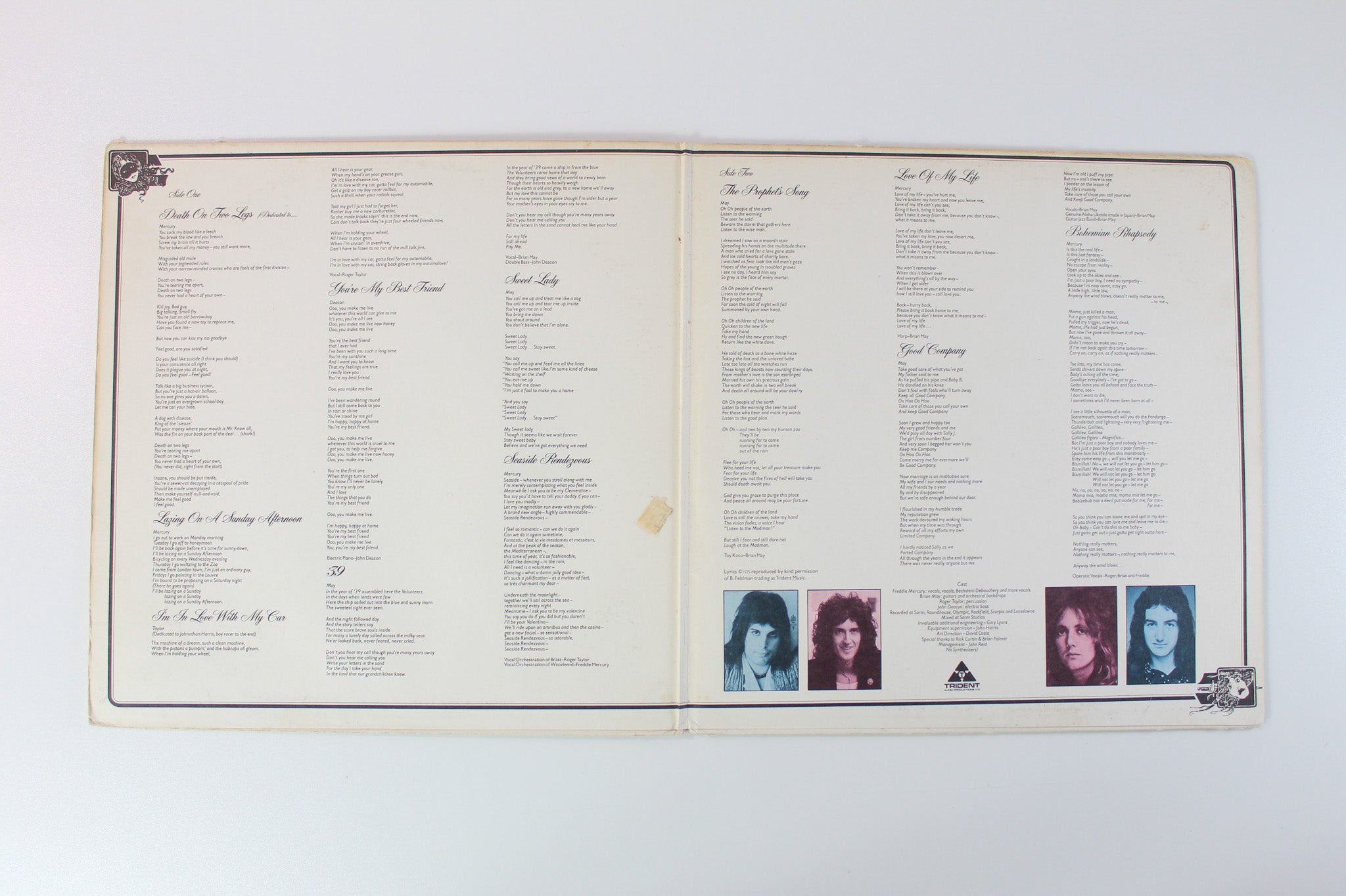 Queen - A Night At The Opera on Elektra Promo