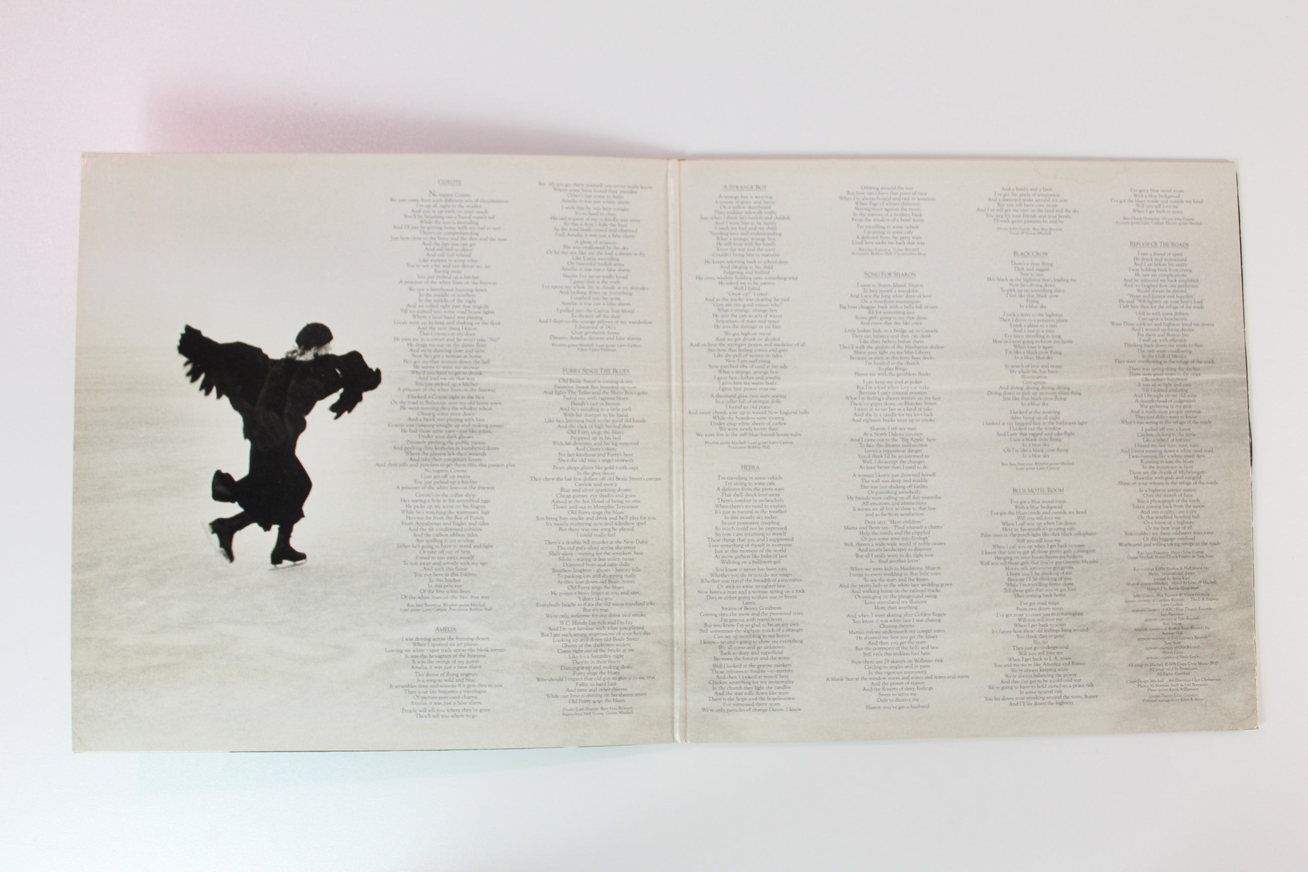 Joni Mitchell - Hejira on Asylum Records
