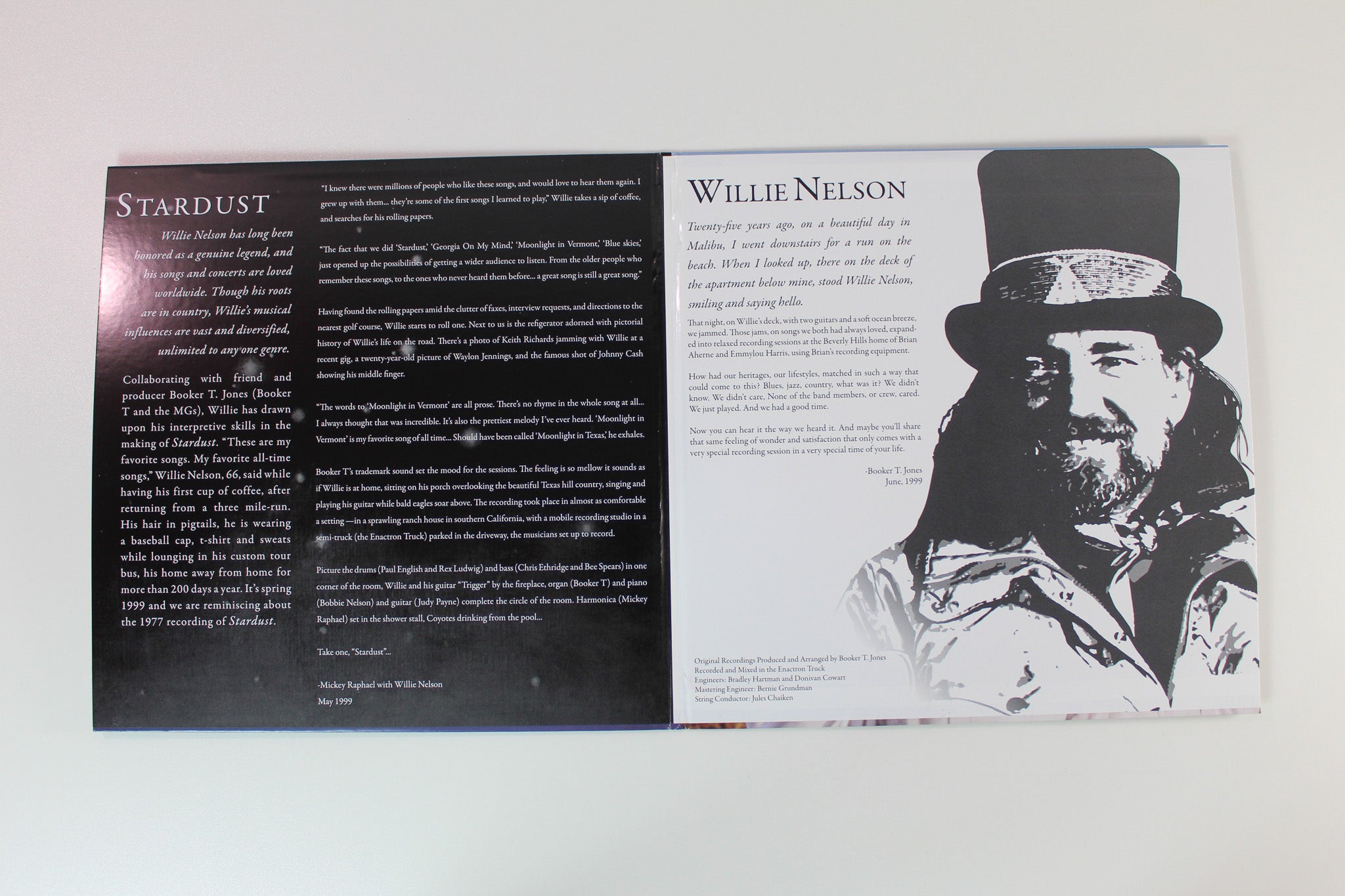 Willie Nelson - Stardust on Columbia Analogue Productions Ltd 45 RPM Reissue