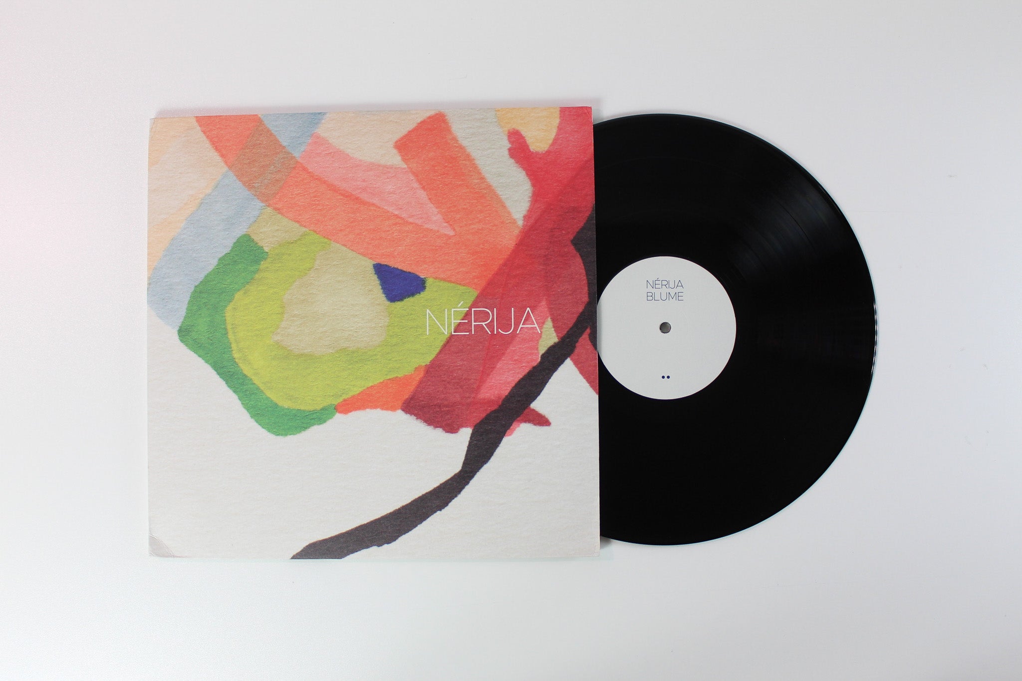 Nérija - Blume on Domino