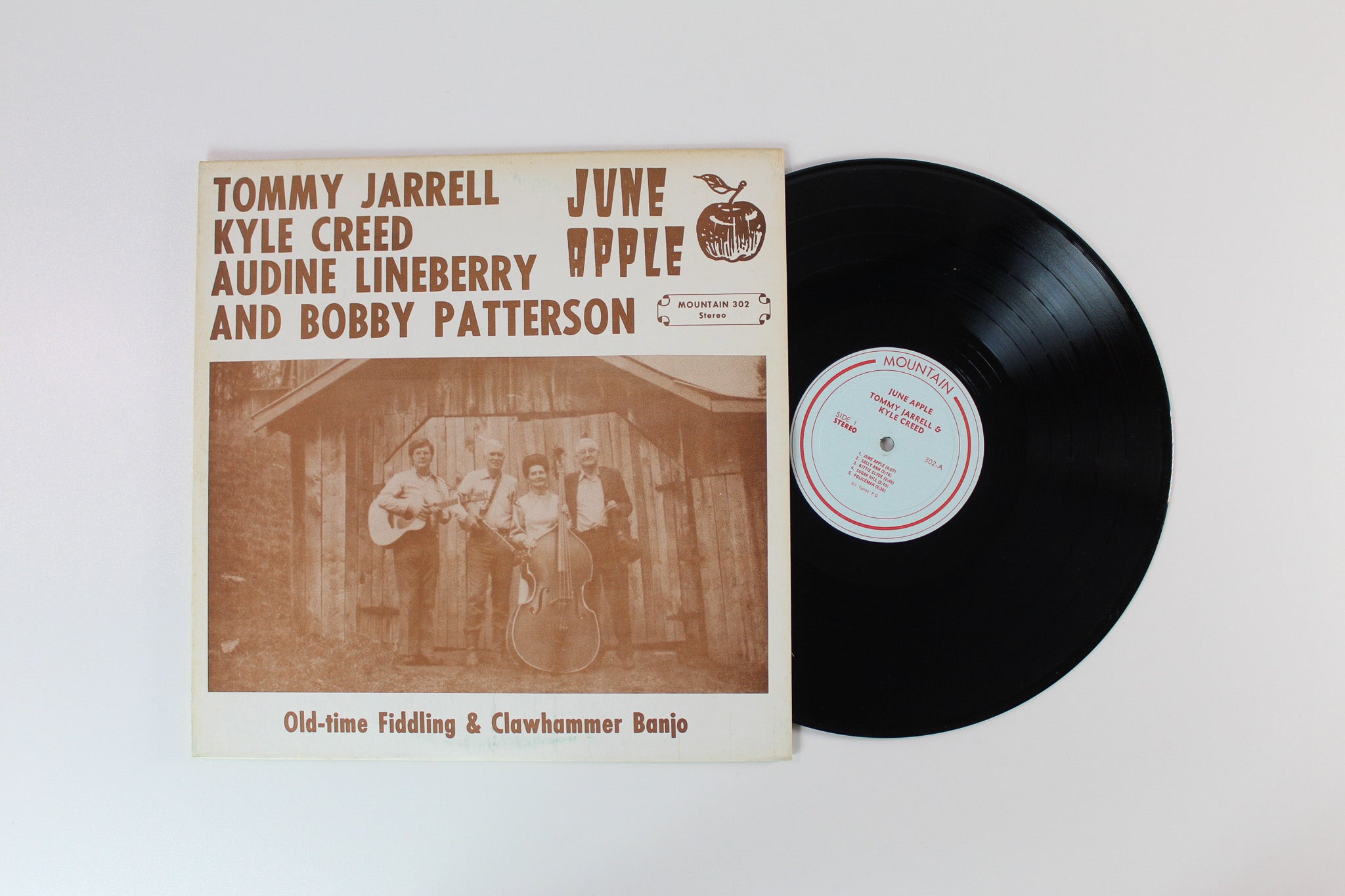 Tommy Jarrell - June Apple: Old Time Fiddling & Clawhammer Banjo on Mountain