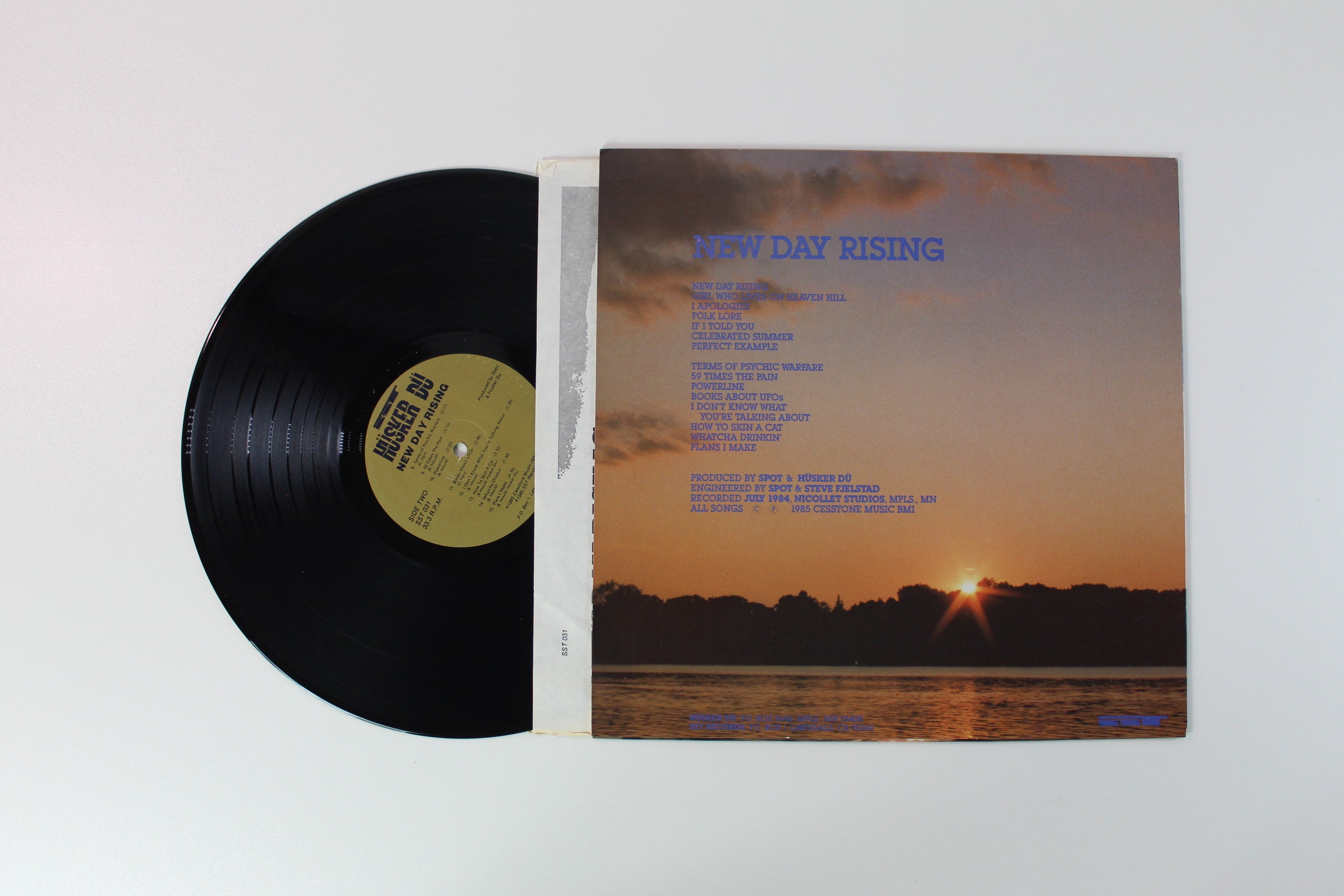 Hüsker Dü - New Day Rising on SST Records