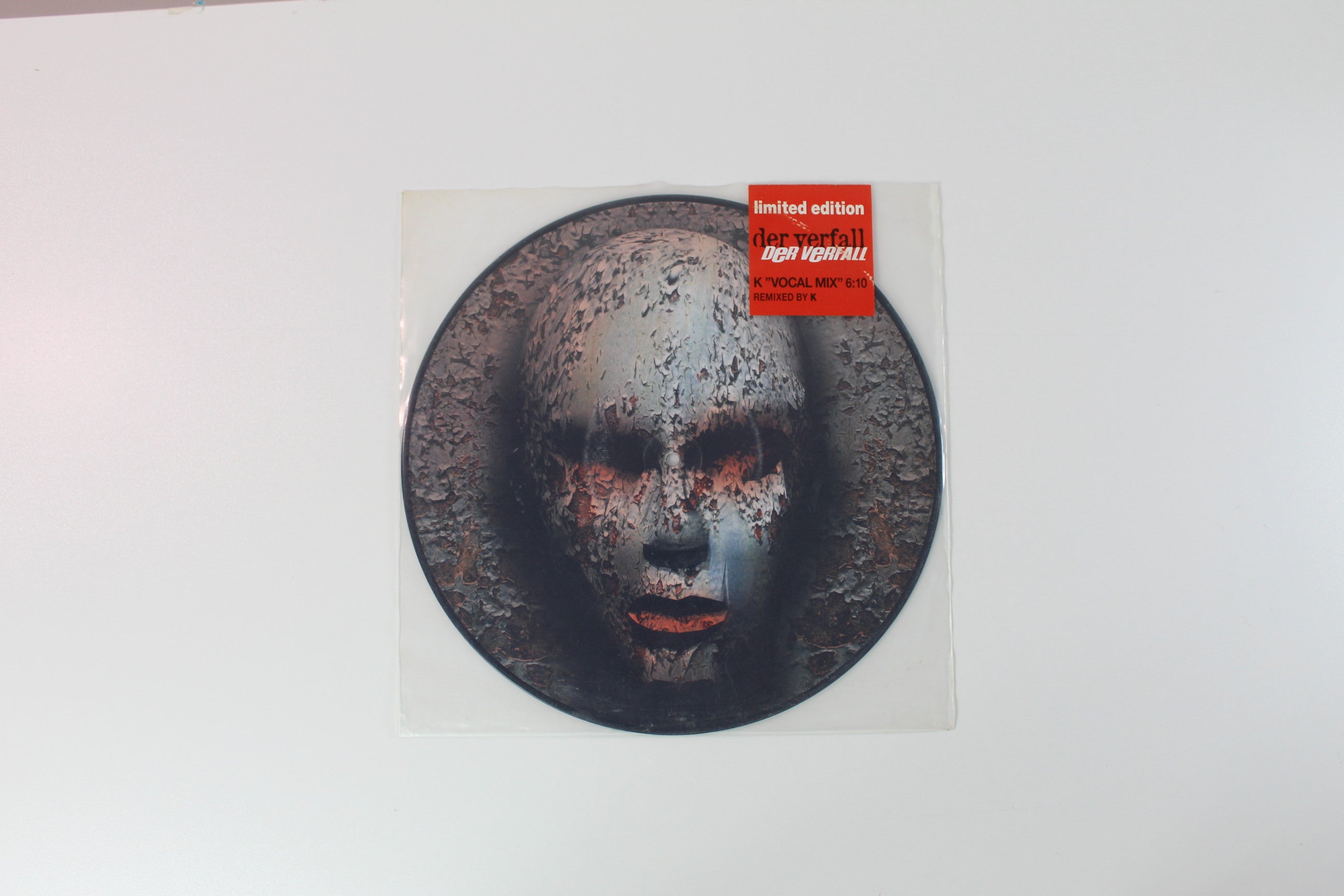 Der Verfall - Der Verfall Ltd. Picture Disc on Maad Records