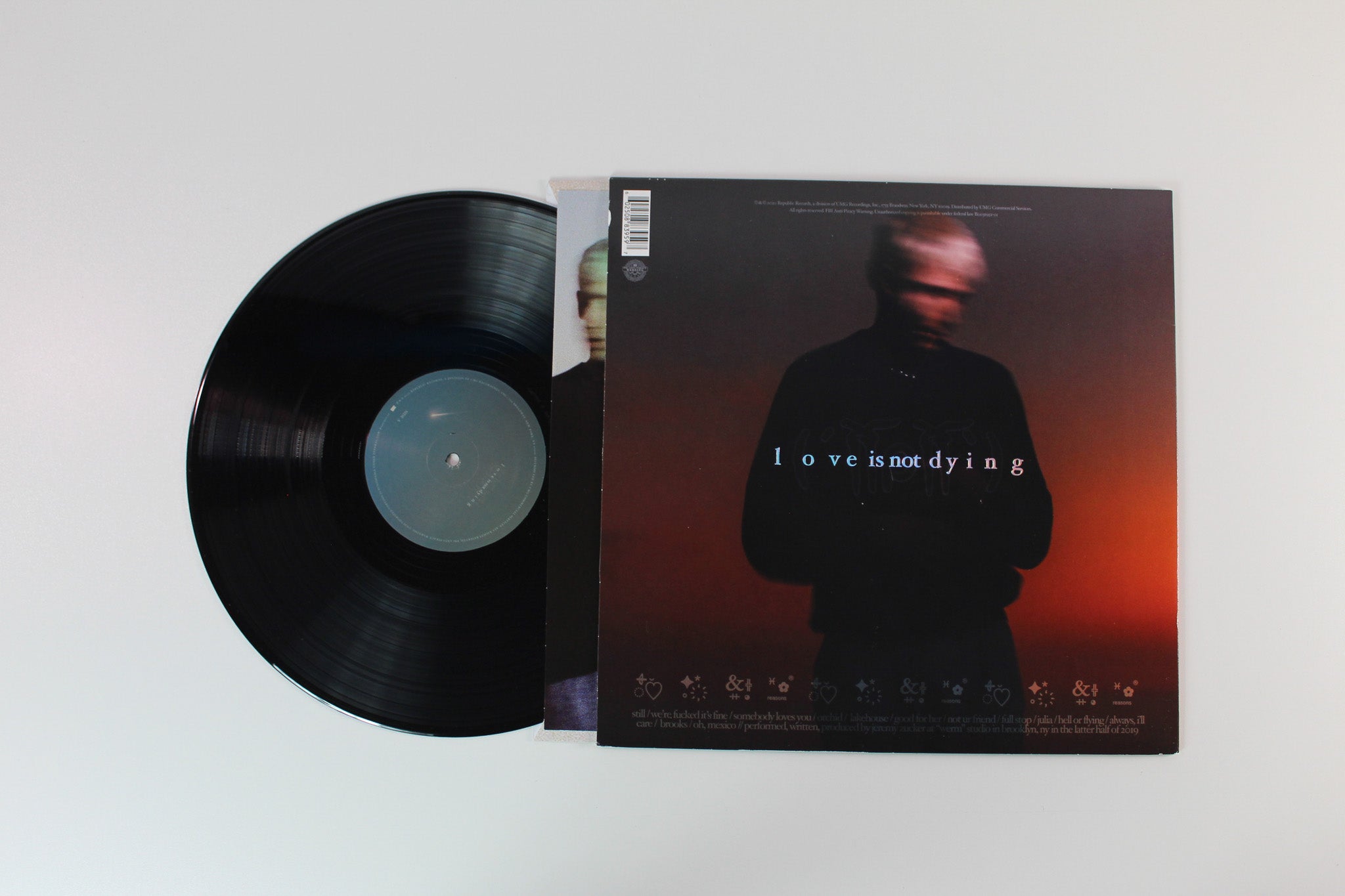 Jeremy Zucker - Love Is Not Dying on Republic