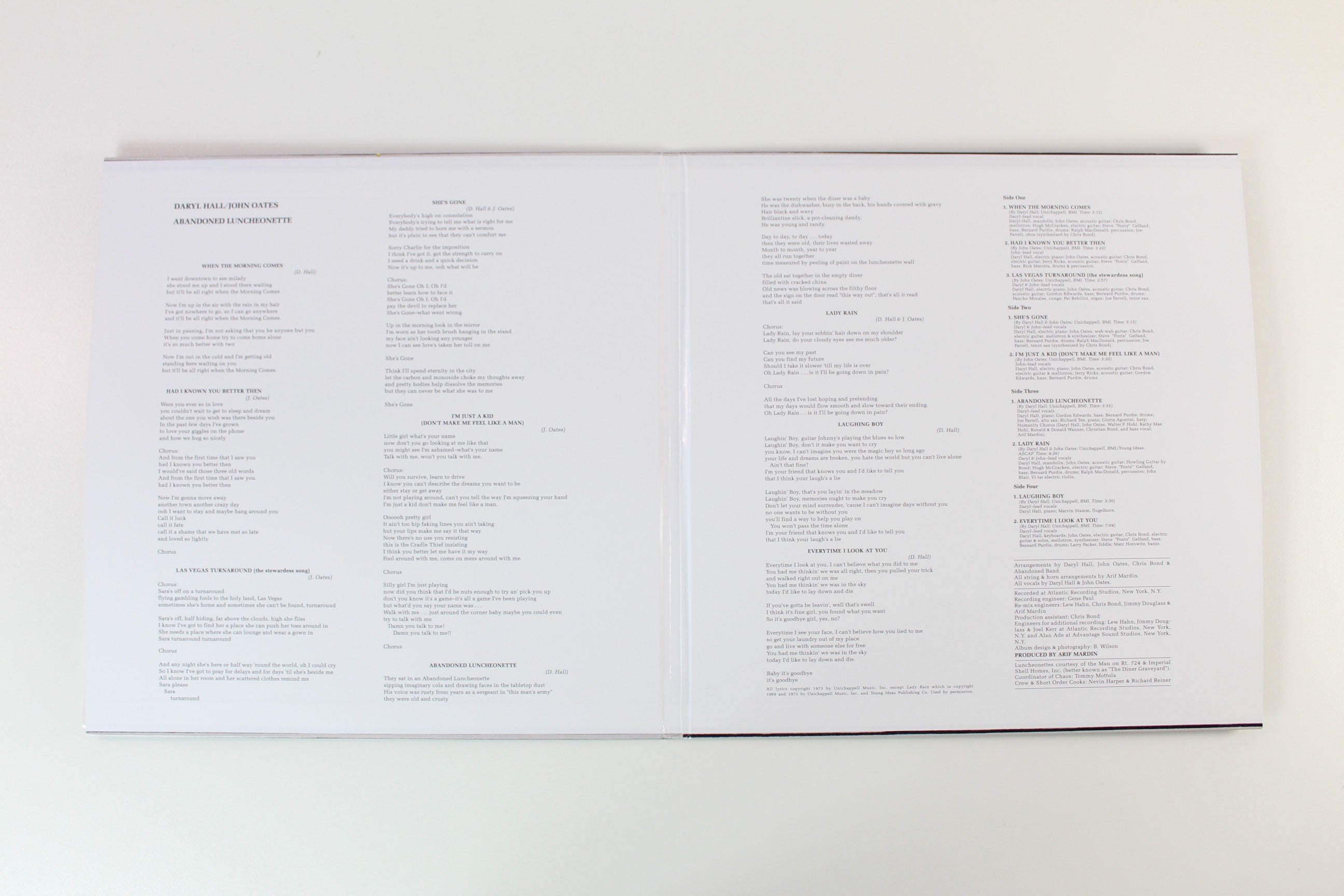 Daryl Hall & John Oates - Abandoned Luncheonette on Atlantic 75 Audiophile Series Analogue Productions Ltd Numbered 45 RPM 180 Gram Reissue