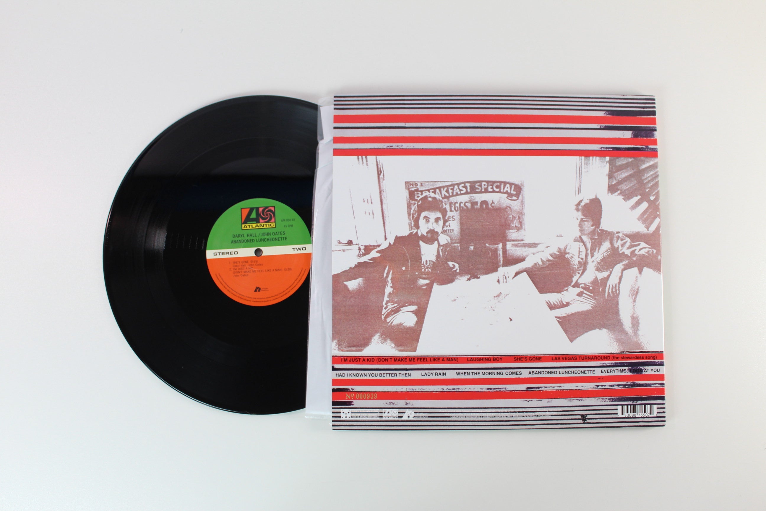 Daryl Hall & John Oates - Abandoned Luncheonette on Atlantic 75 Audiophile Series Analogue Productions Ltd Numbered 45 RPM 180 Gram Reissue