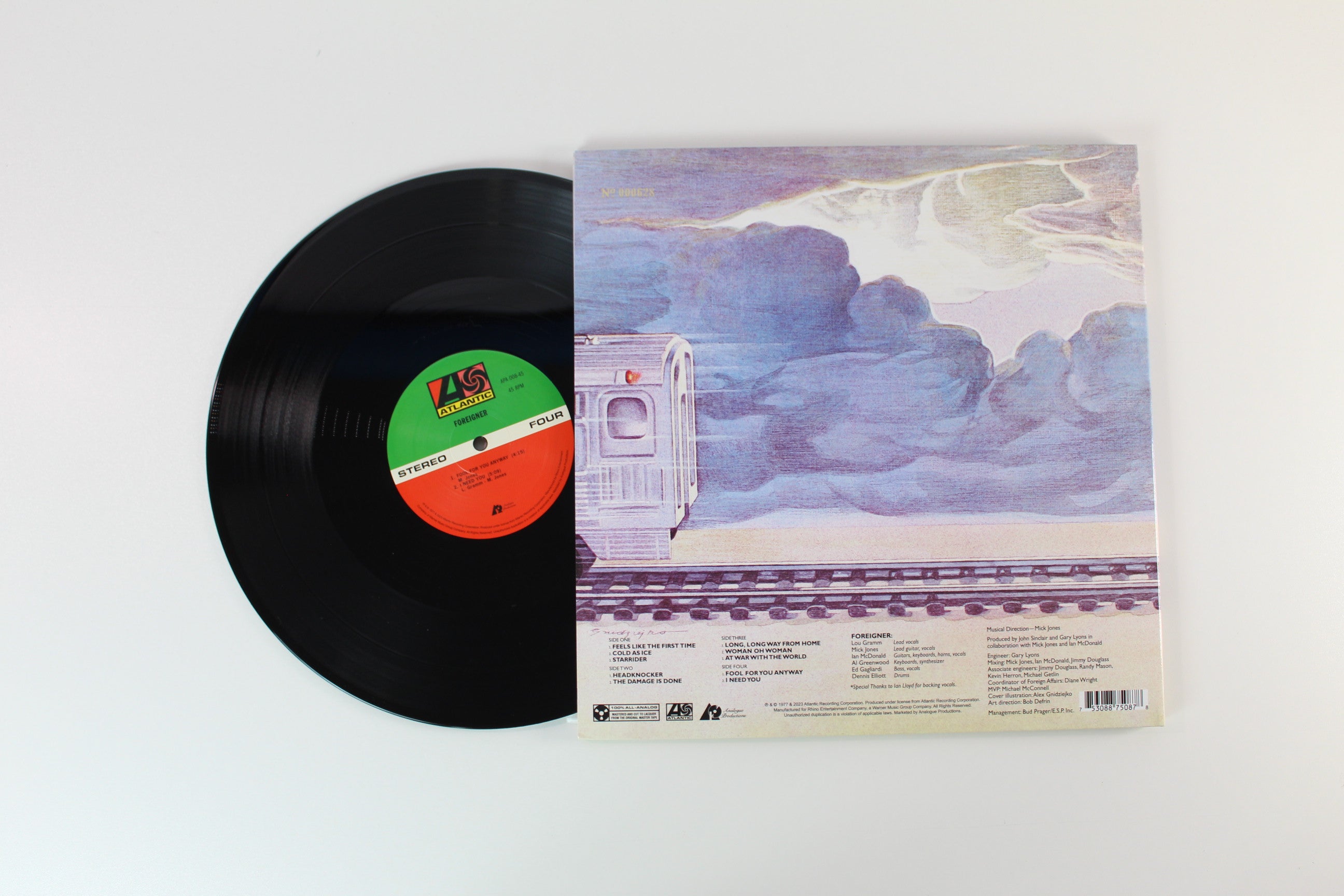 Foreigner - Foreigner on Atlantic 75 Audiophile Series Analogue Productions Ltd Numbered 45 RPM 180 Gram Reissue