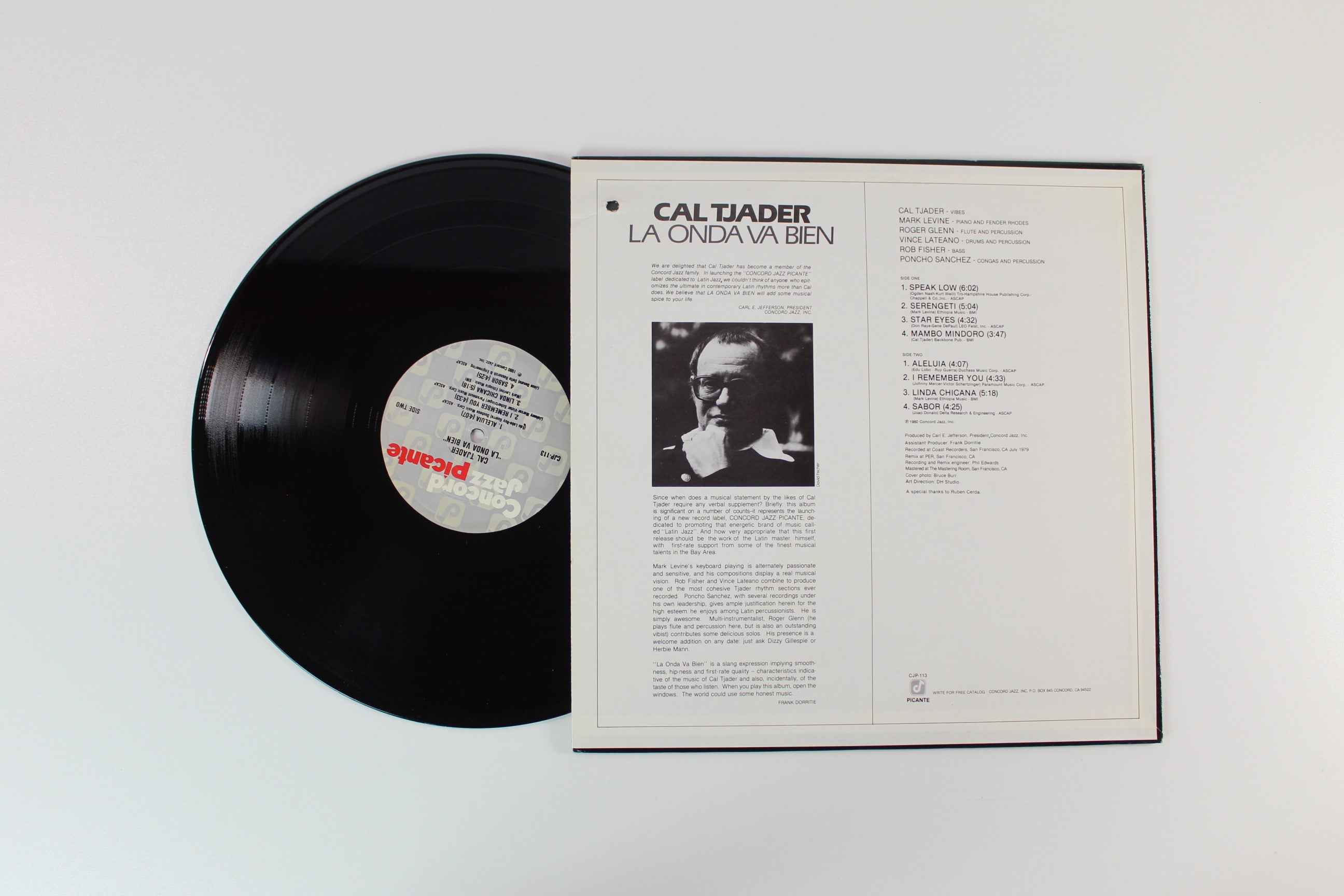 Cal Tjader - La Onda Va Bien on Concord Jazz Picante