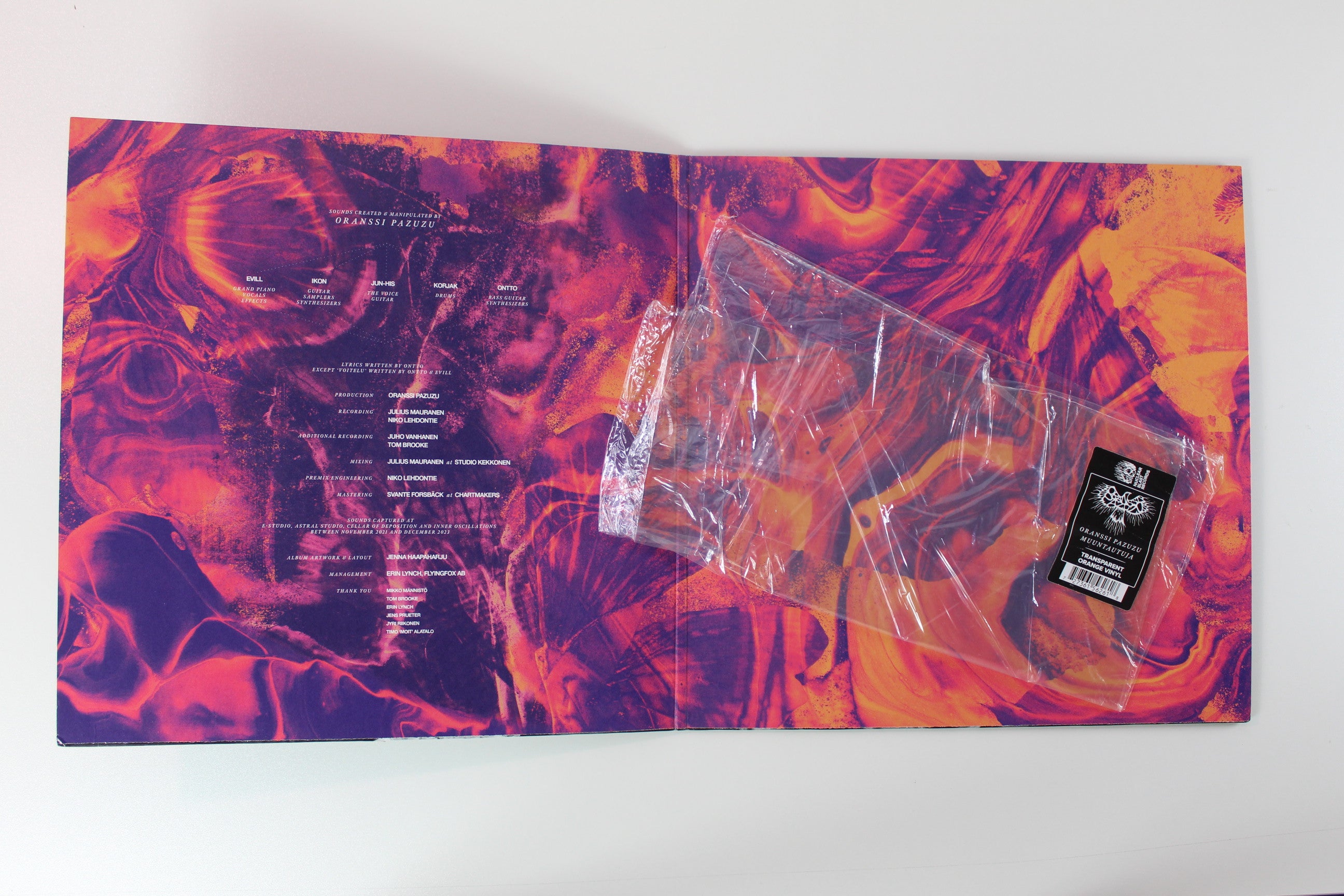 Oranssi Pazuzu - Muuntautuja on Nuclear Blast Orange Transparent