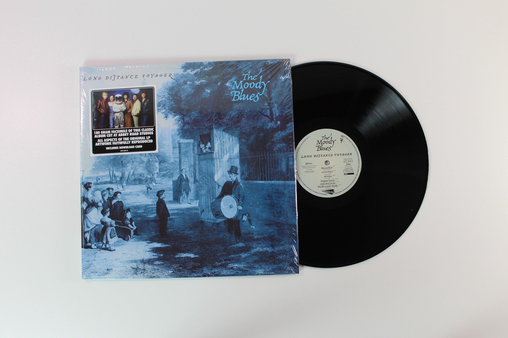 The Moody Blues - Long Distance Voyager on Threshold / UMC Reissue