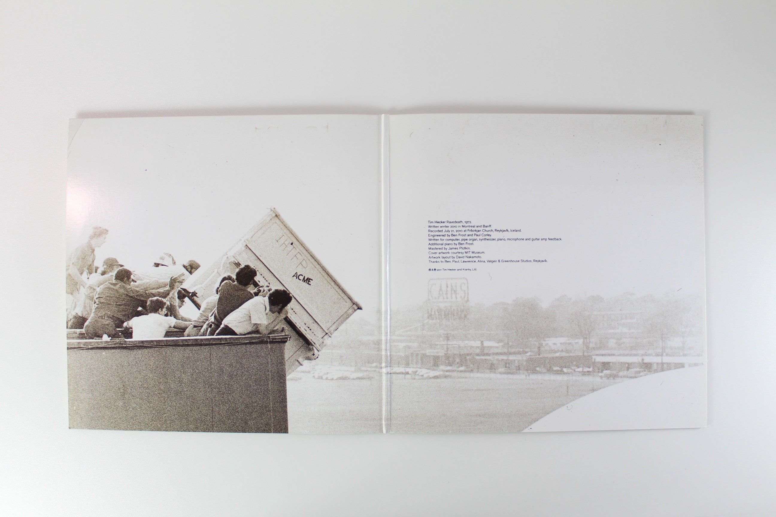 Tim Hecker - Ravedeath, 1972 on Kranky