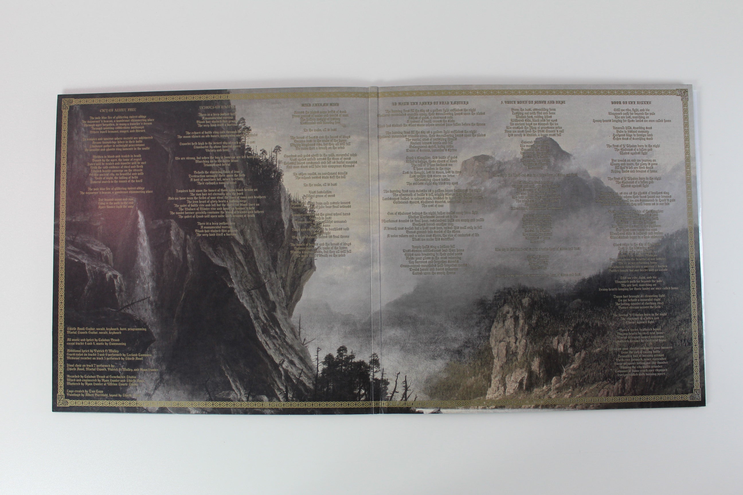 Caladan Brood - Echoes Of Battle on Northern Silence Ltd Bone & Oxblood Reissue