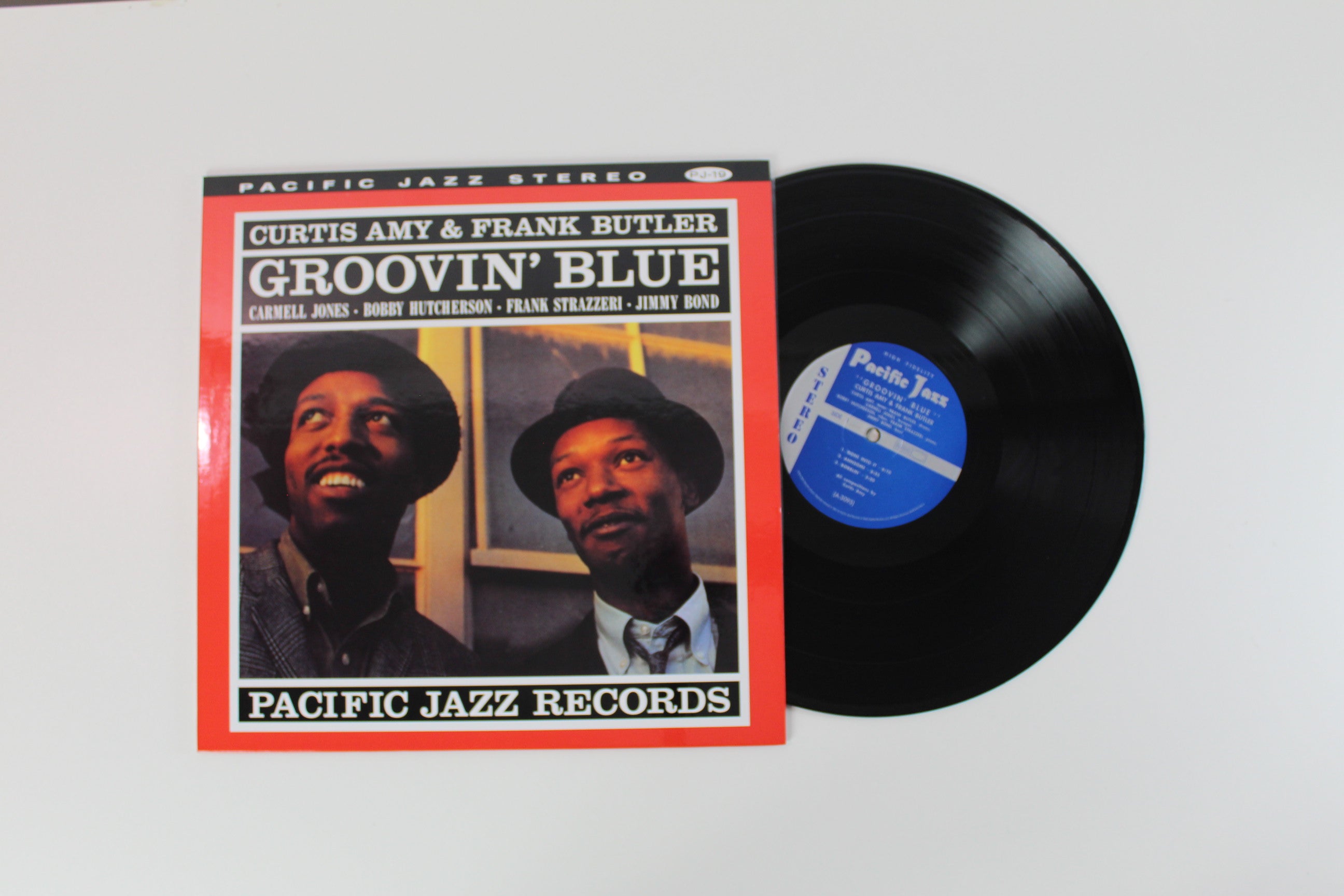 Curtis Amy, Frank Butler - Groovin' Blue