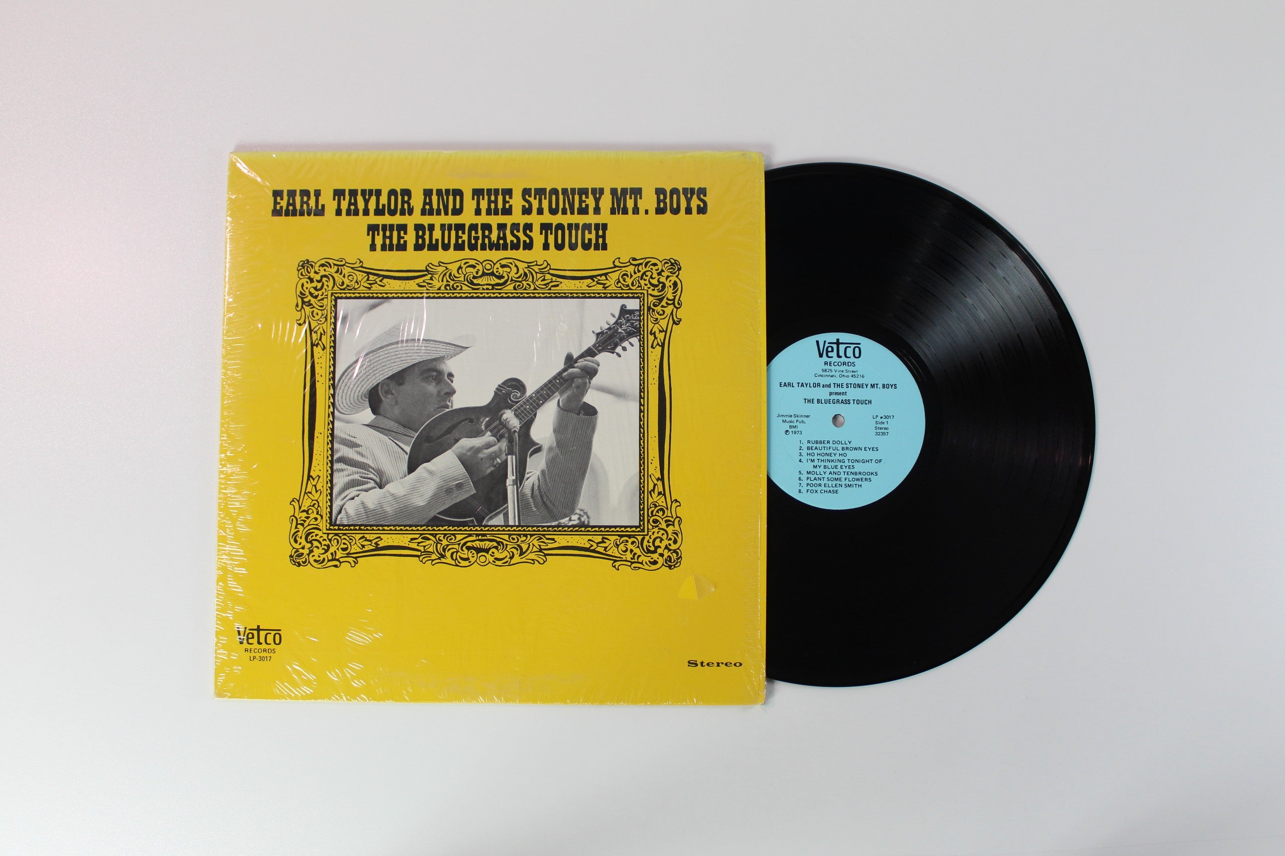 Earl Taylor - The Bluegrass Touch on Vetco Records
