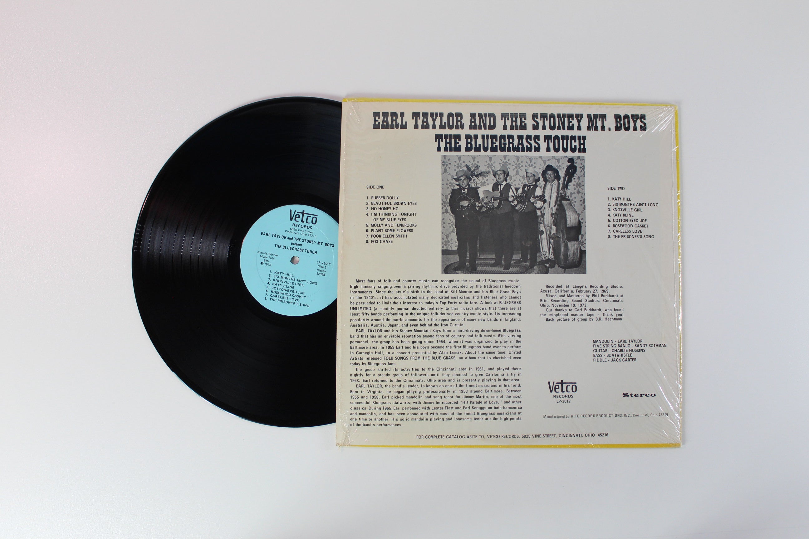 Earl Taylor - The Bluegrass Touch on Vetco Records