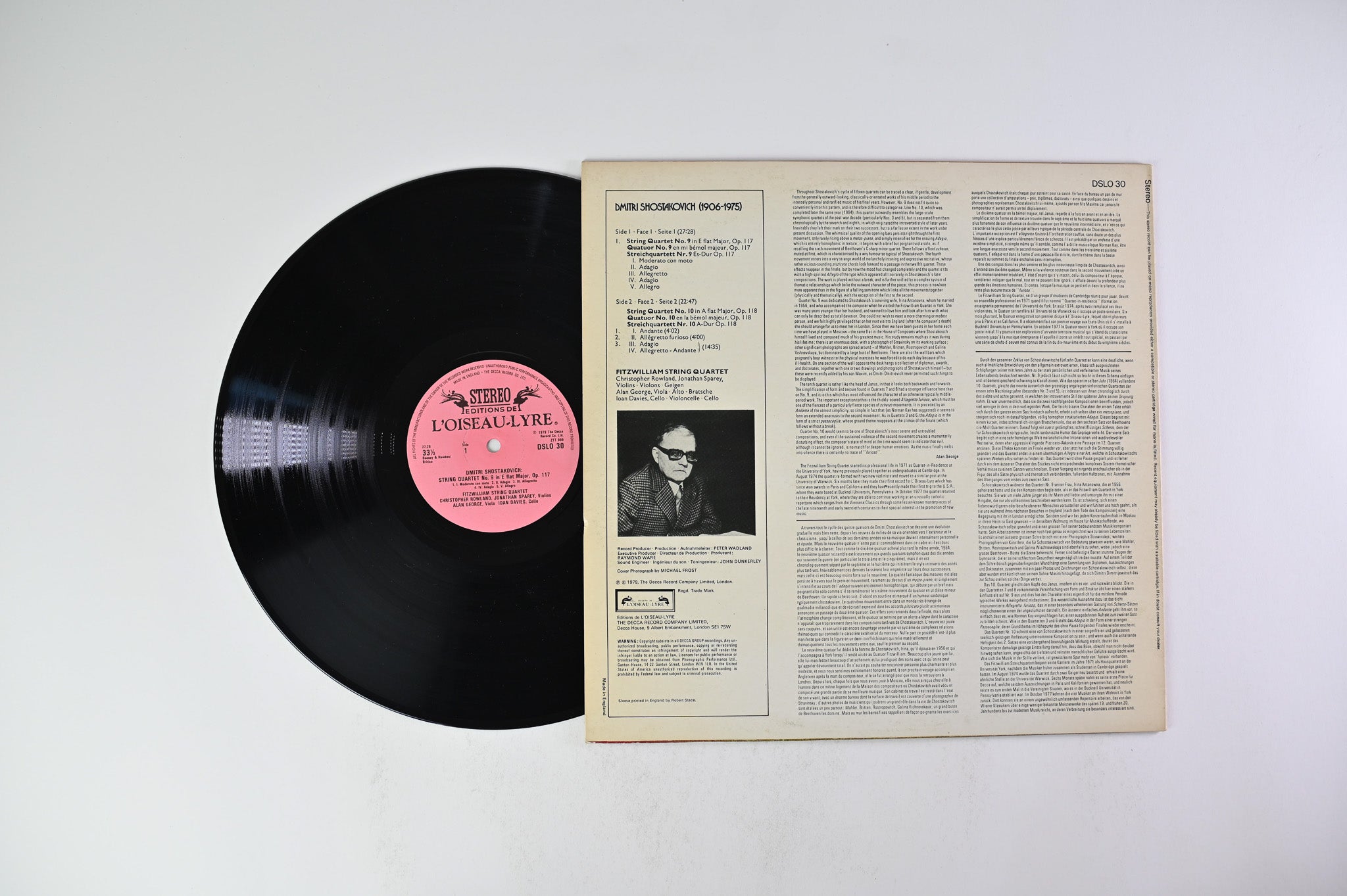 Dmitri Shostakovich - String Quartets Nos. 9 & 10 on L'Oiseau-Lyre