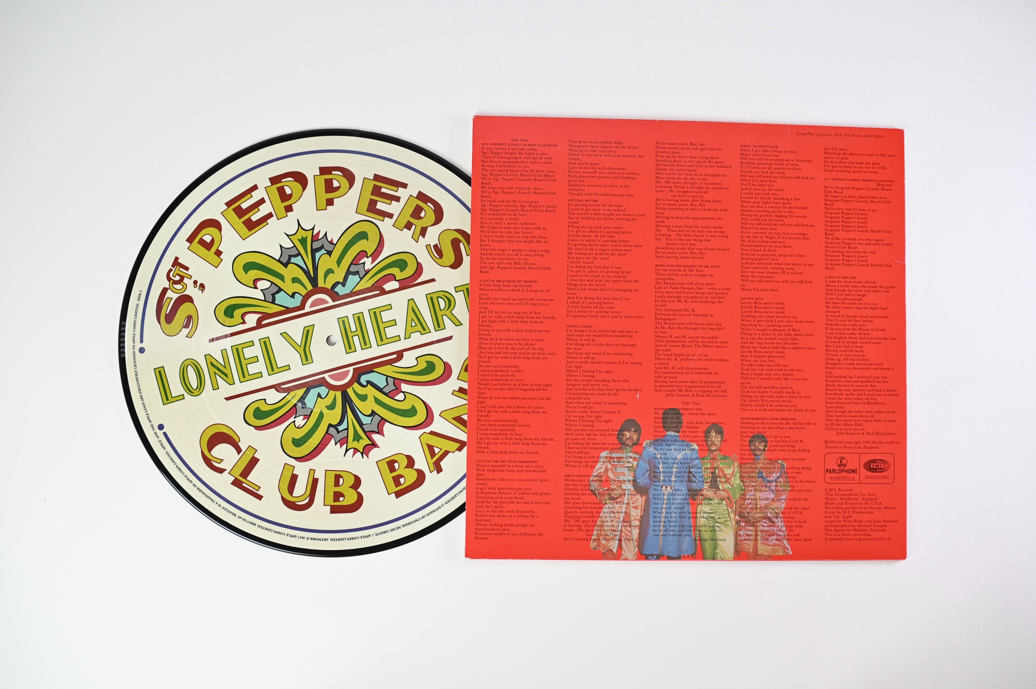 The Beatles - Sgt. Pepper's Lonely Hearts Club Band