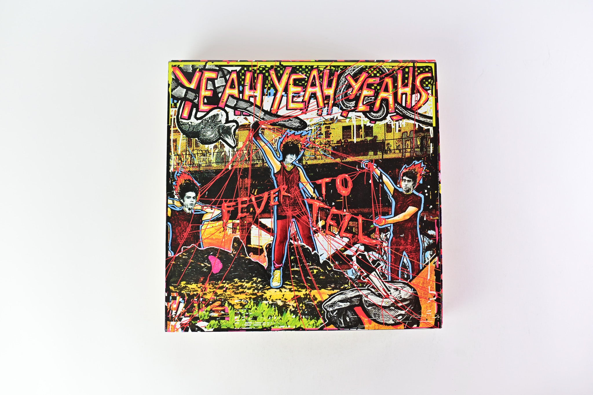 Yeah Yeah Yeahs - Fever To Tell on Interscope Ltd Numbered