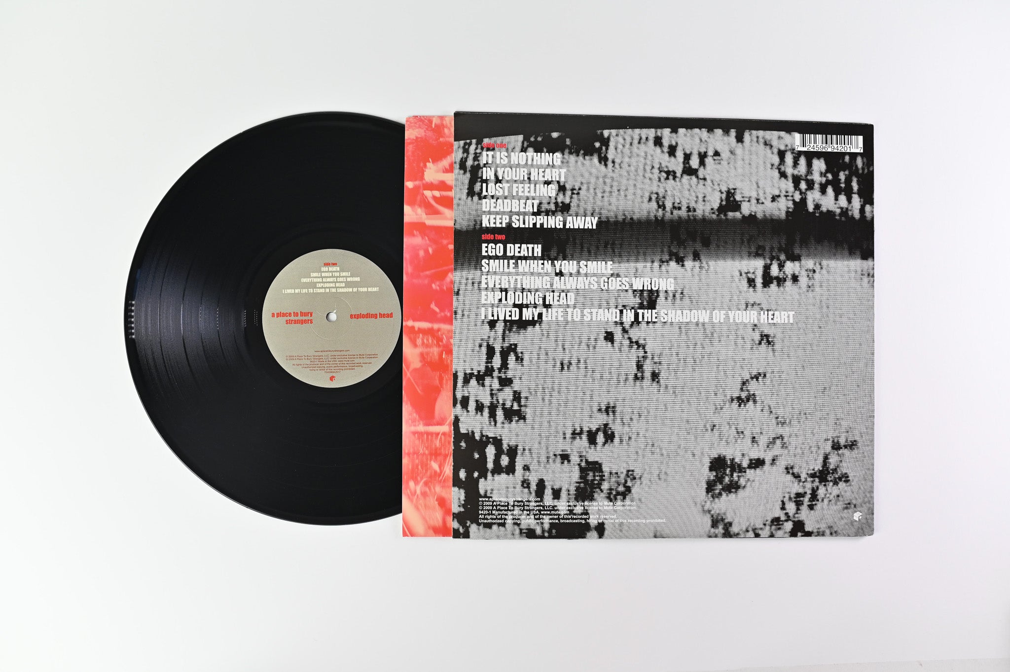 A Place To Bury Strangers - Exploding Head on Mute