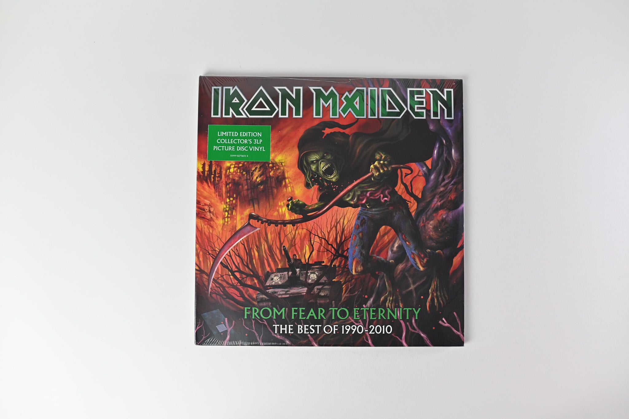Iron Maiden - From Fear To Eternity - The Best Of 1990-2010 on Parlophone Sealed