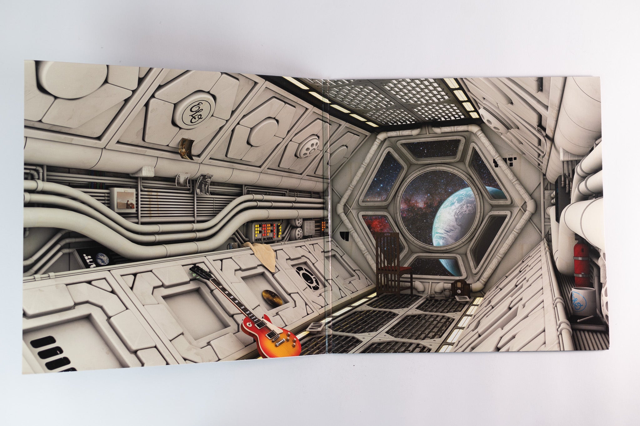 Electric Light Orchestra - Alone In The Universe on Columbia