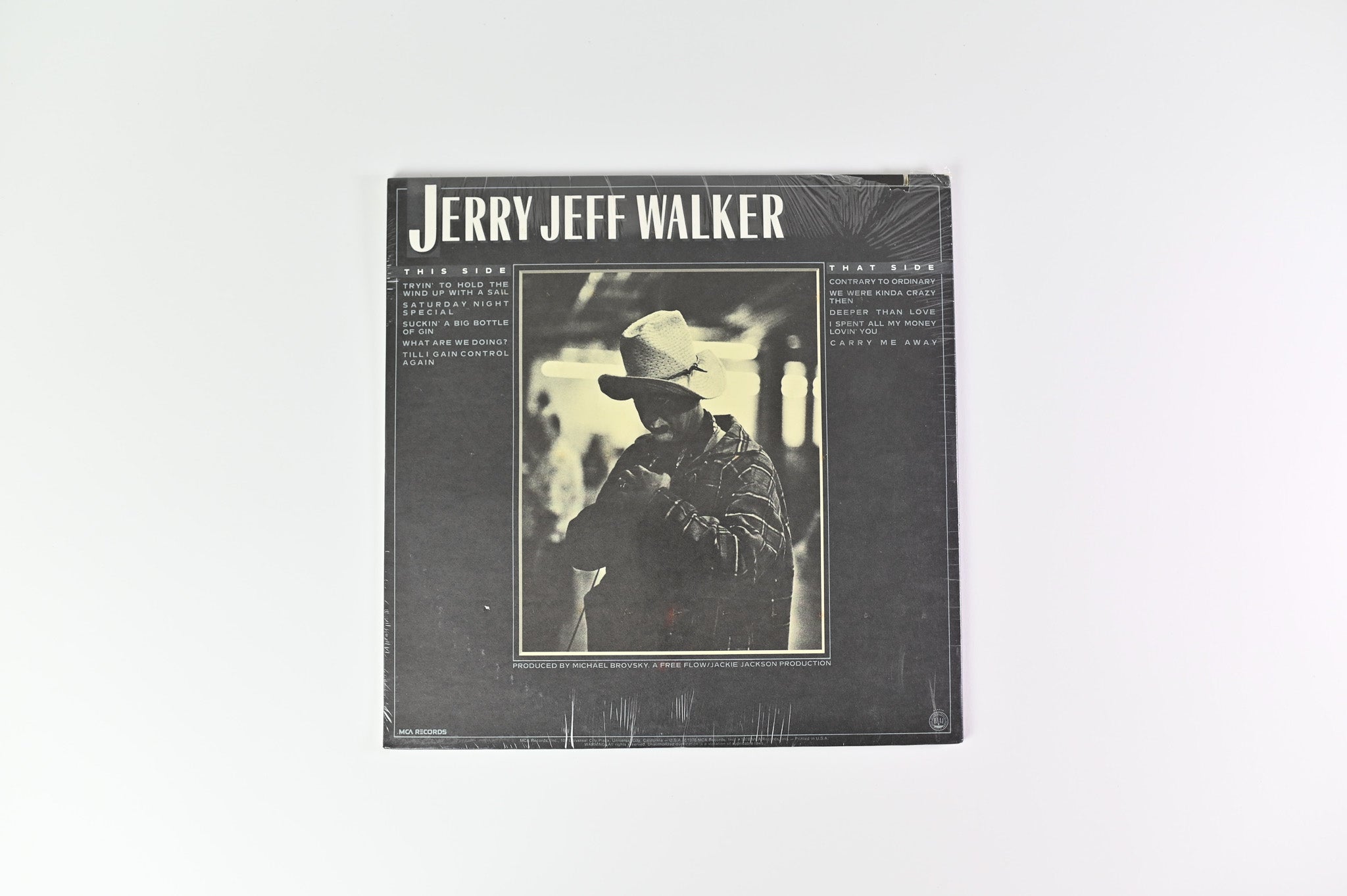 Jerry Jeff Walker - Contrary To Ordinary on MCA Records Sealed