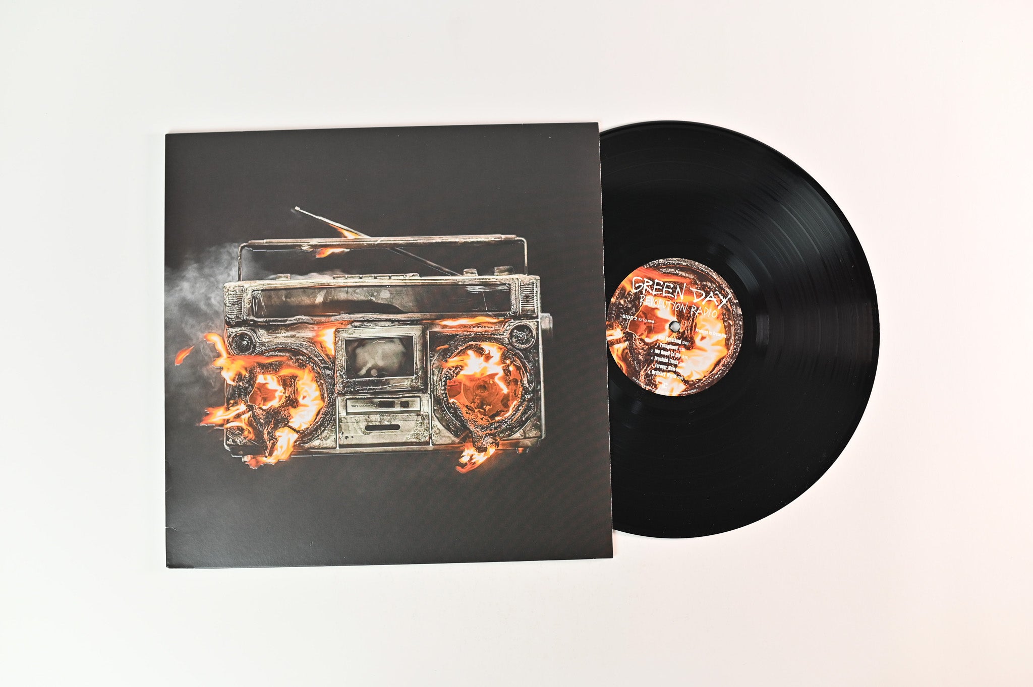 Green Day - Revolution Radio on Reprise