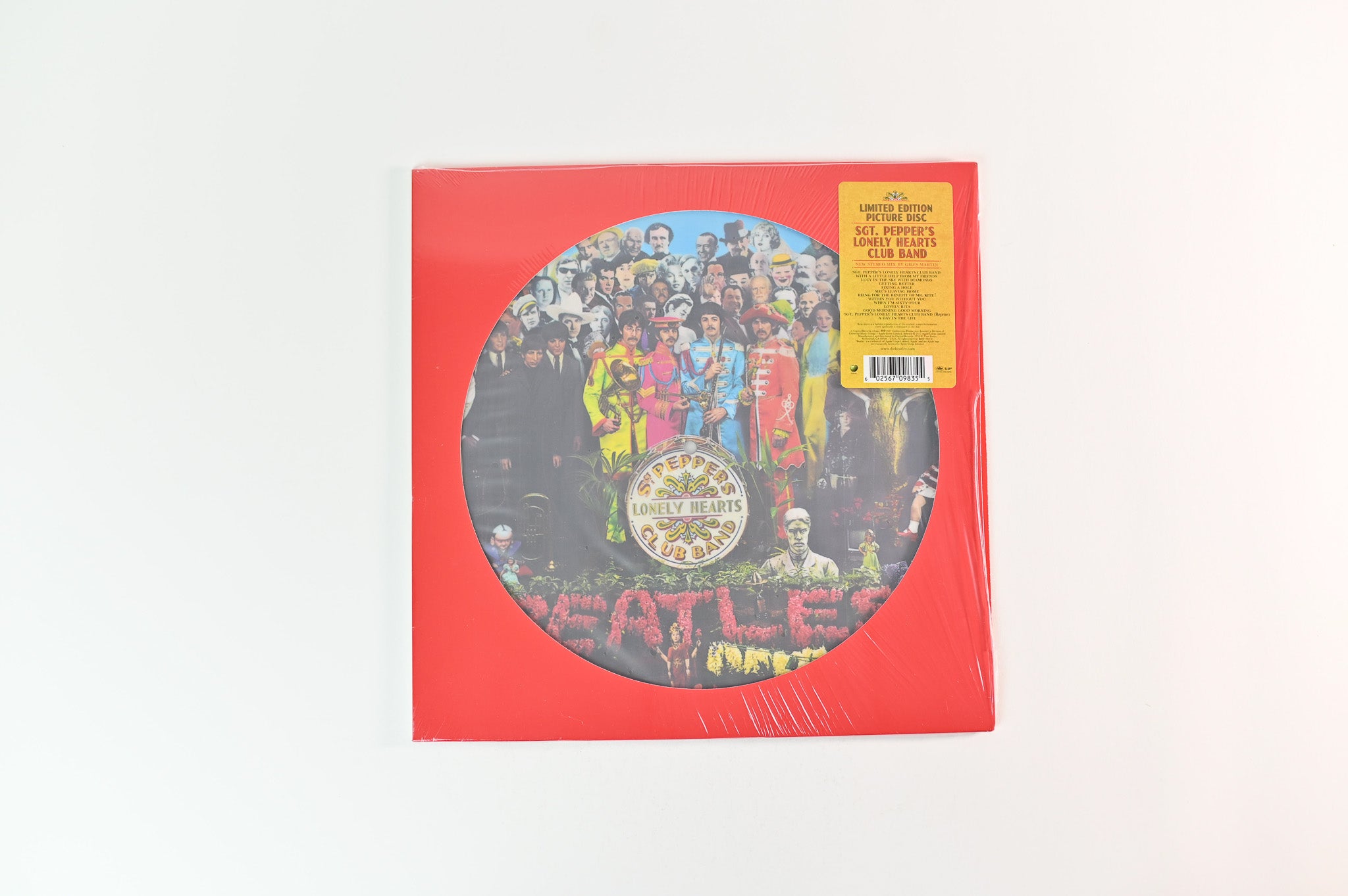The Beatles - Sgt. Pepper's Lonely Hearts Club Band on Capitol Records Picture Disc Reissue