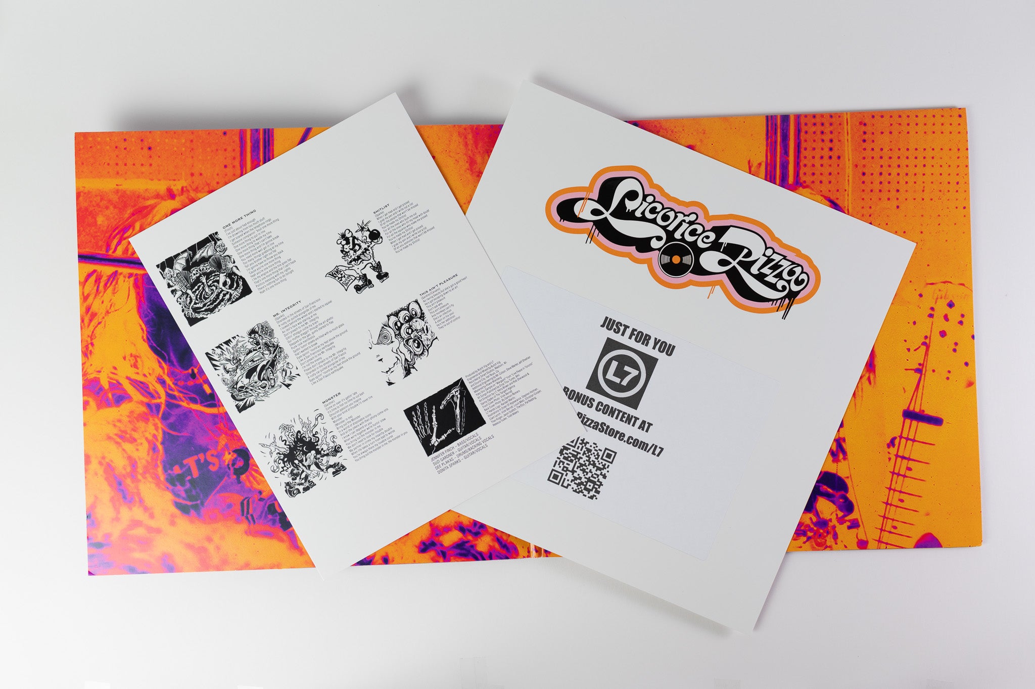 L7 - Bricks Are Heavy (30th Anniversary) on Licorice Pizza Ltd Gold Vinyl Reissue