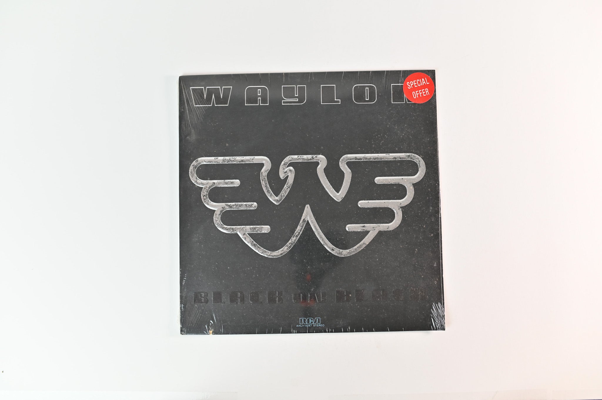 Waylon Jennings - Black On Black on RCA Waylon Logo Custom Labels Sealed
