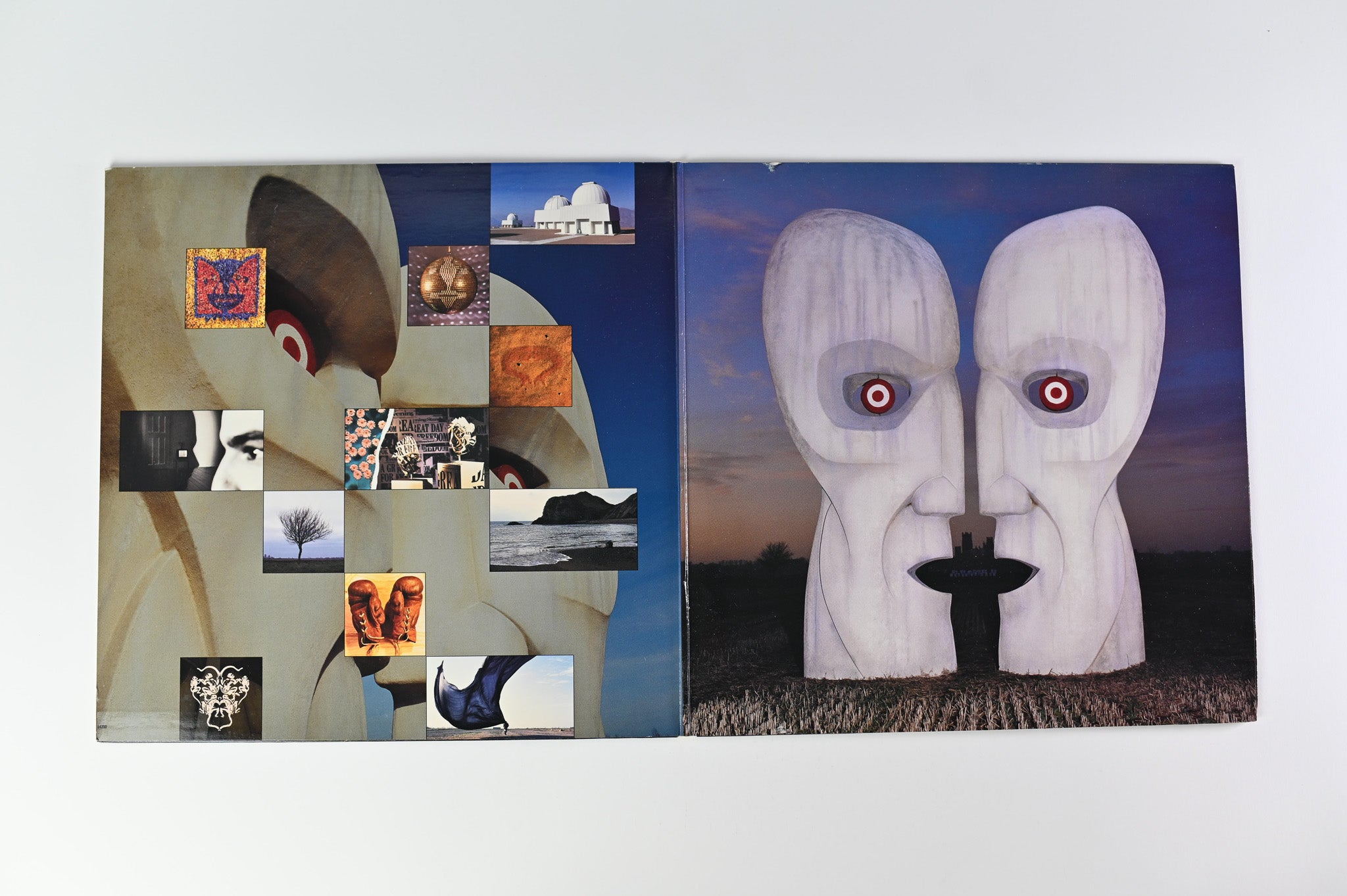 Pink Floyd - The Division Bell on Columbia Ltd Blue Transparent