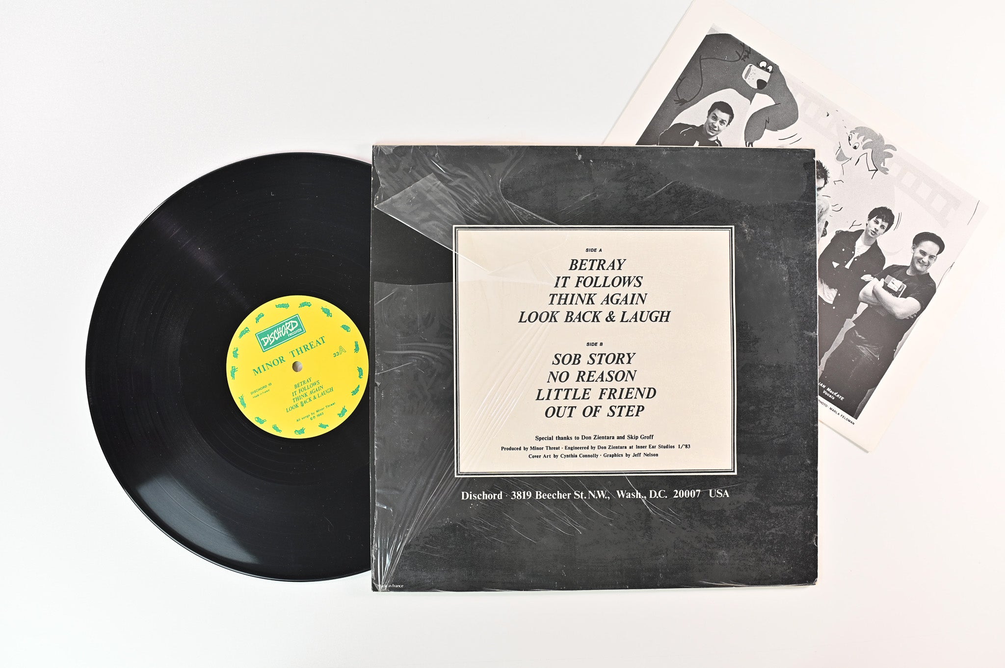 Minor Threat - Out Of Step on Dischord Records 4th pressing