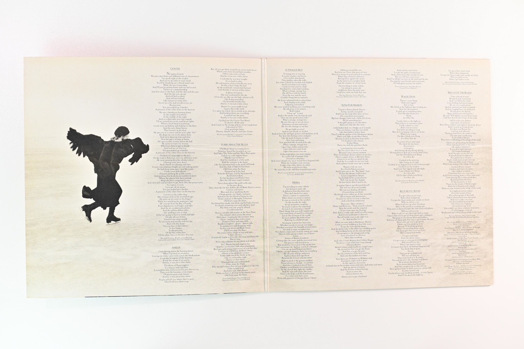 Joni Mitchell - Hejira on Asylum Records