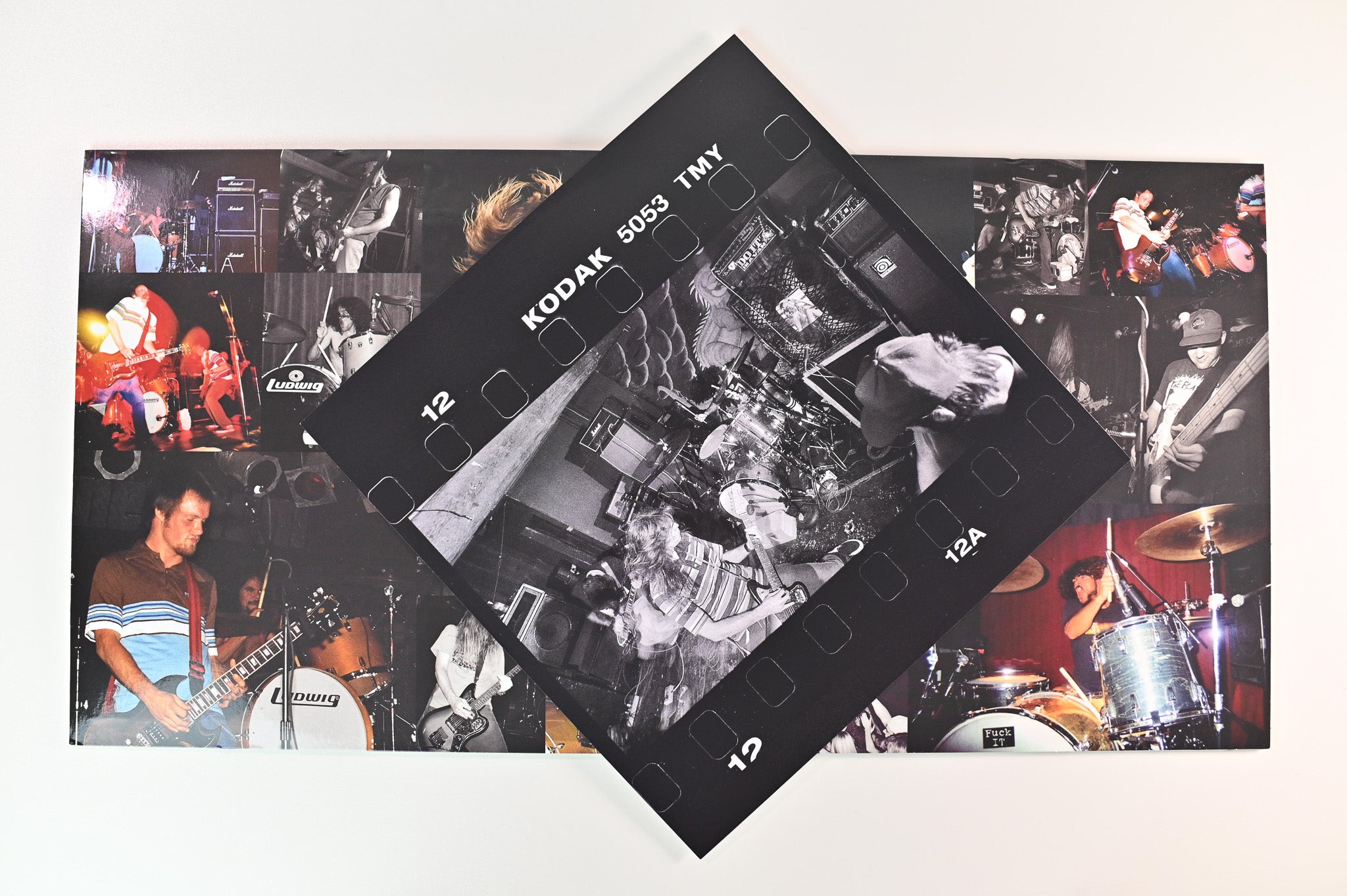 Fu Manchu - Godzilla's / Eatin' Dust +4 on At The Dojo Ltd 45 RPM Neon Green / White Splatter Reissue