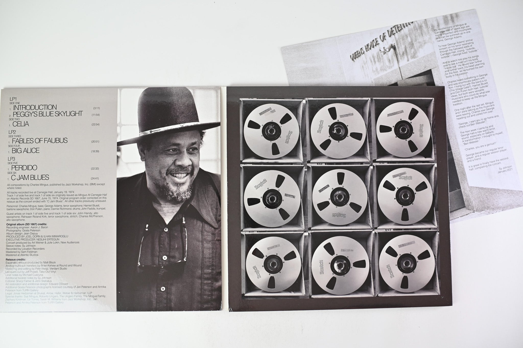 Charles Mingus - Mingus at Carnegie Hall on Run Out Groove 3-lp Reissue